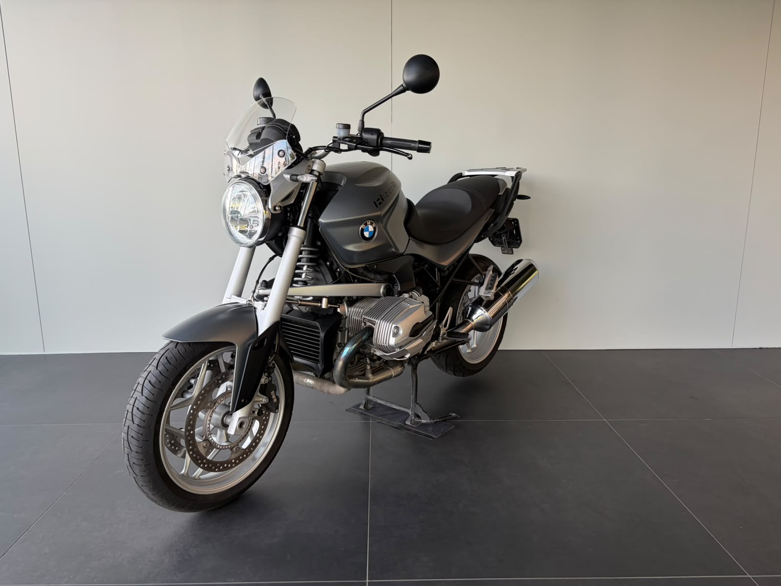 BMW R 1200 R-image-1