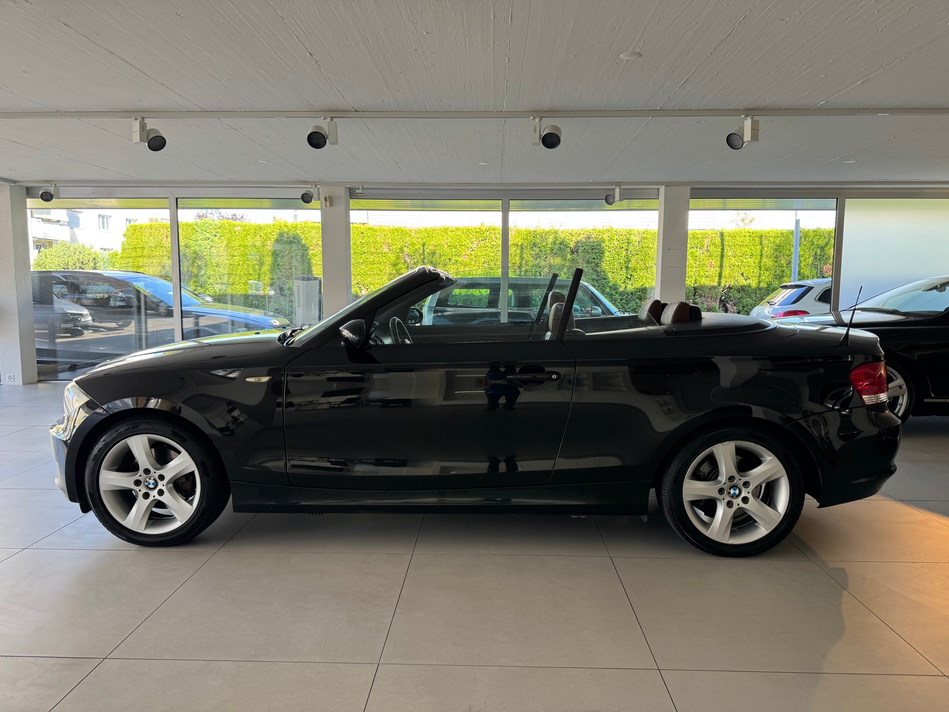 BMW 120i Cabrio Steptronic-image-8