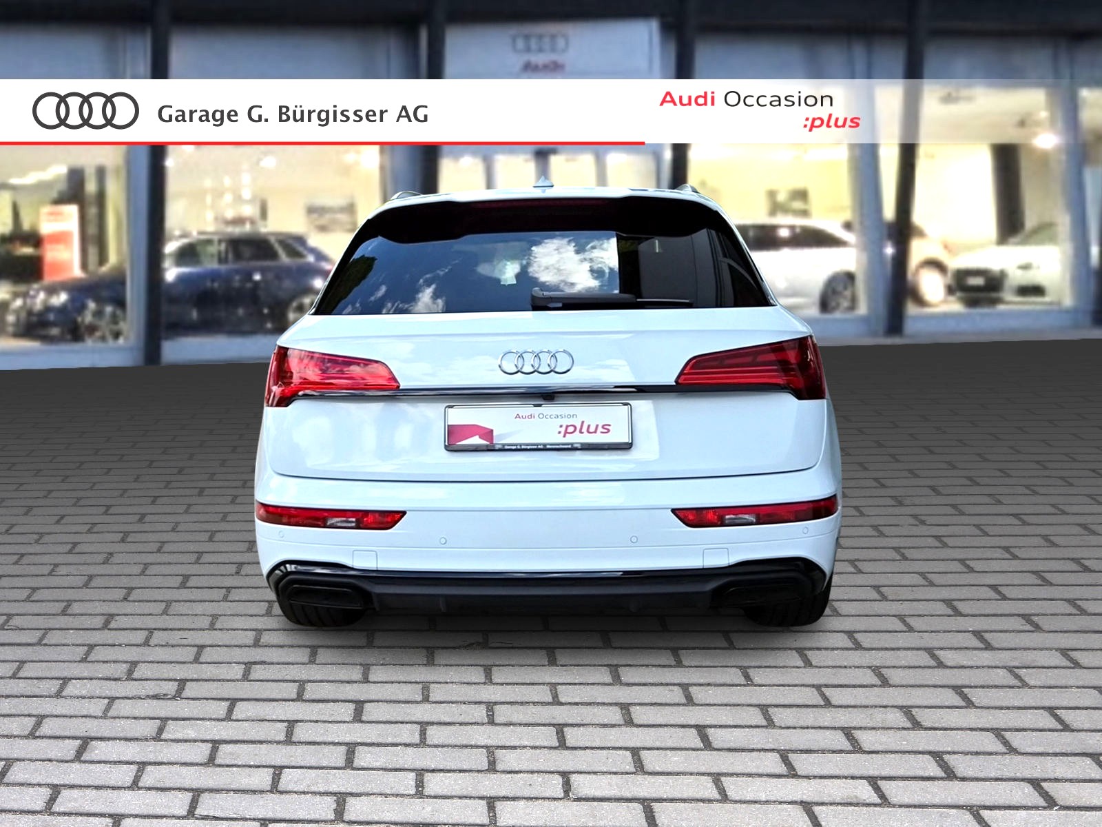 AUDI Q5 55 TFSI e PHEV S line quattro S-tronic Gletscherweiss Metallic-image-4