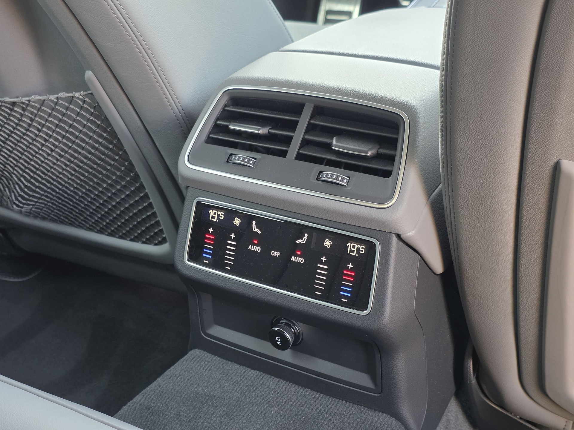 AUDI S6 Avant 3.0 TDI quattro tiptronic-image-19