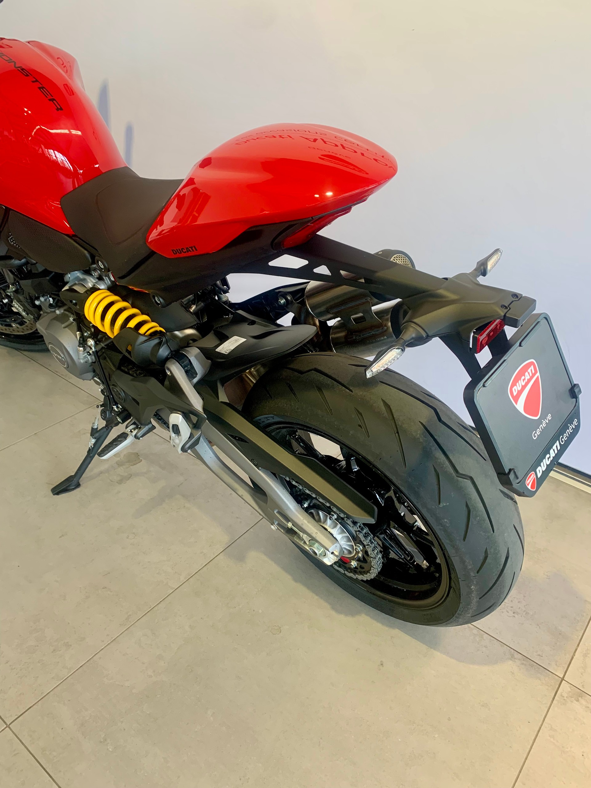 DUCATI Monster+ 890-image-8