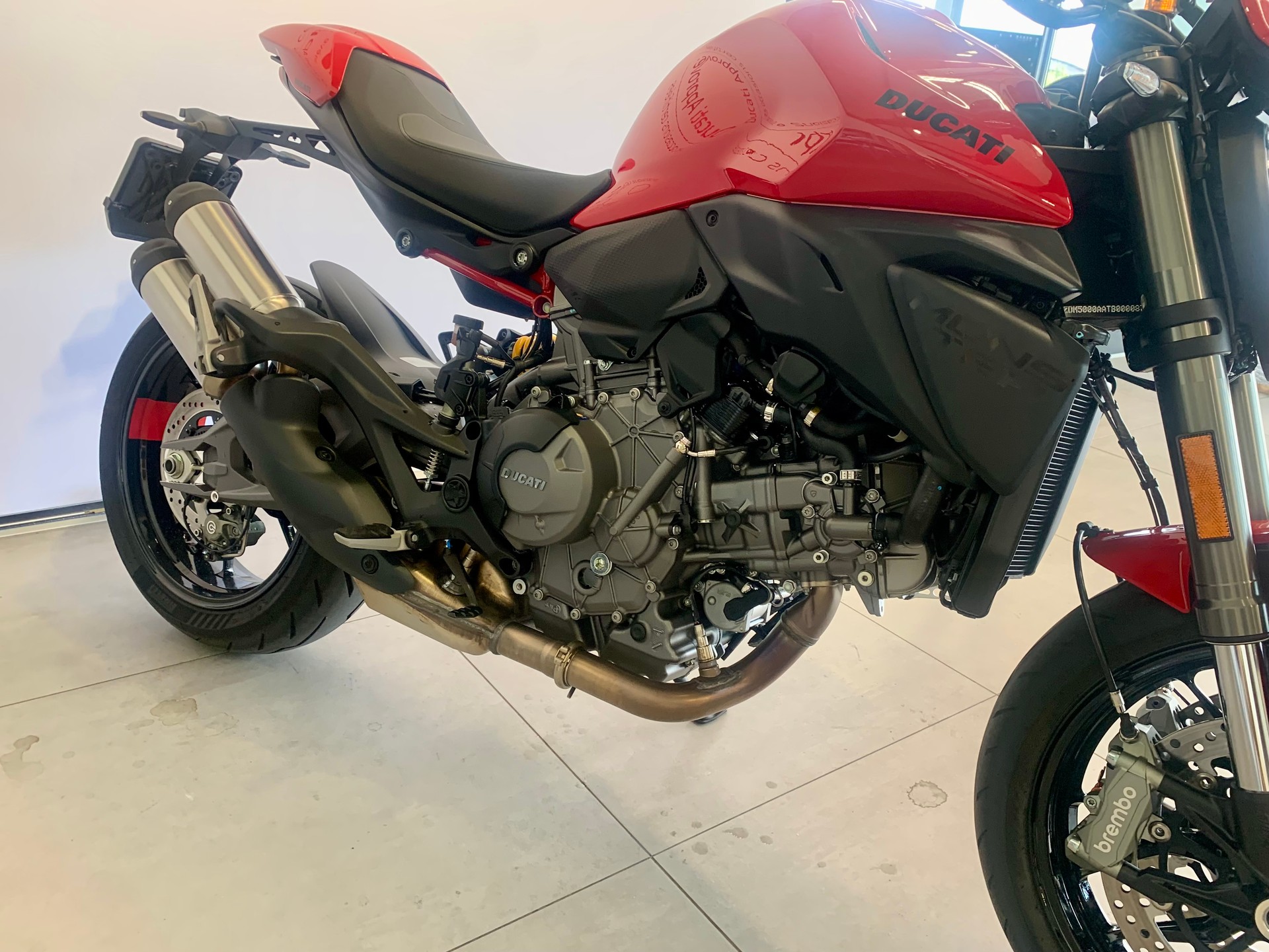 DUCATI Monster+ 890-image-5