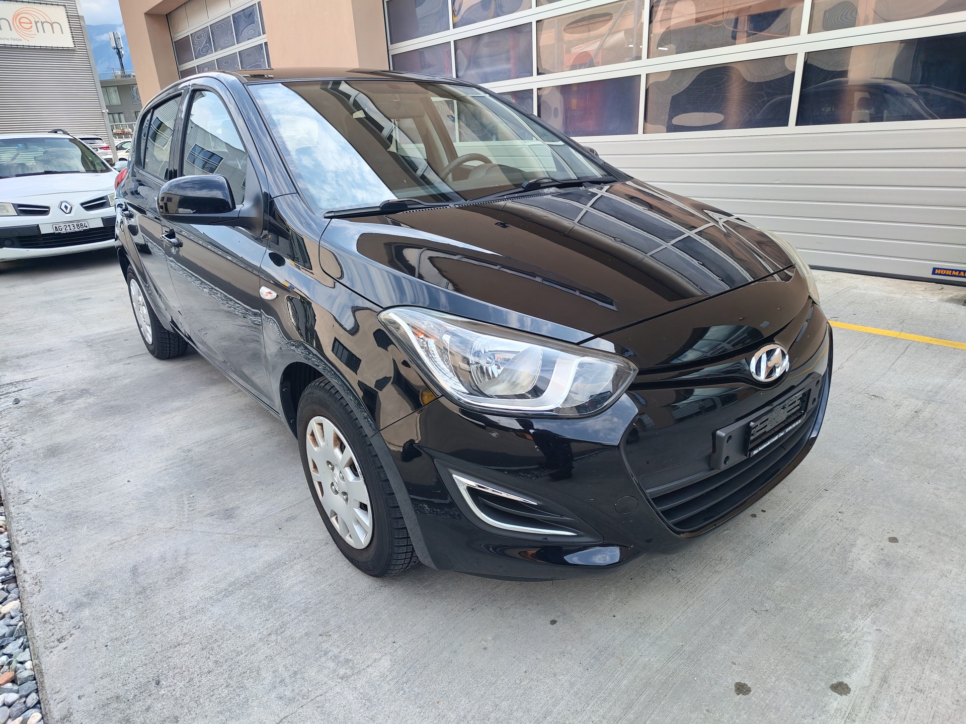 HYUNDAI i20 1.2 Comfort-image-2
