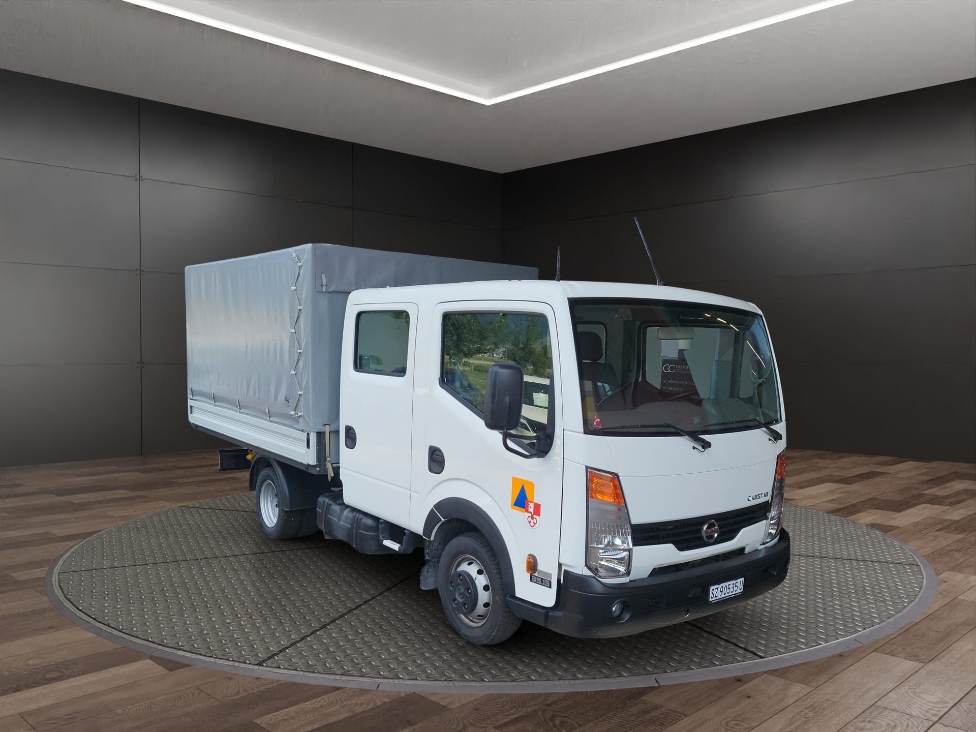 NISSAN Cabstar Premium 35.13
