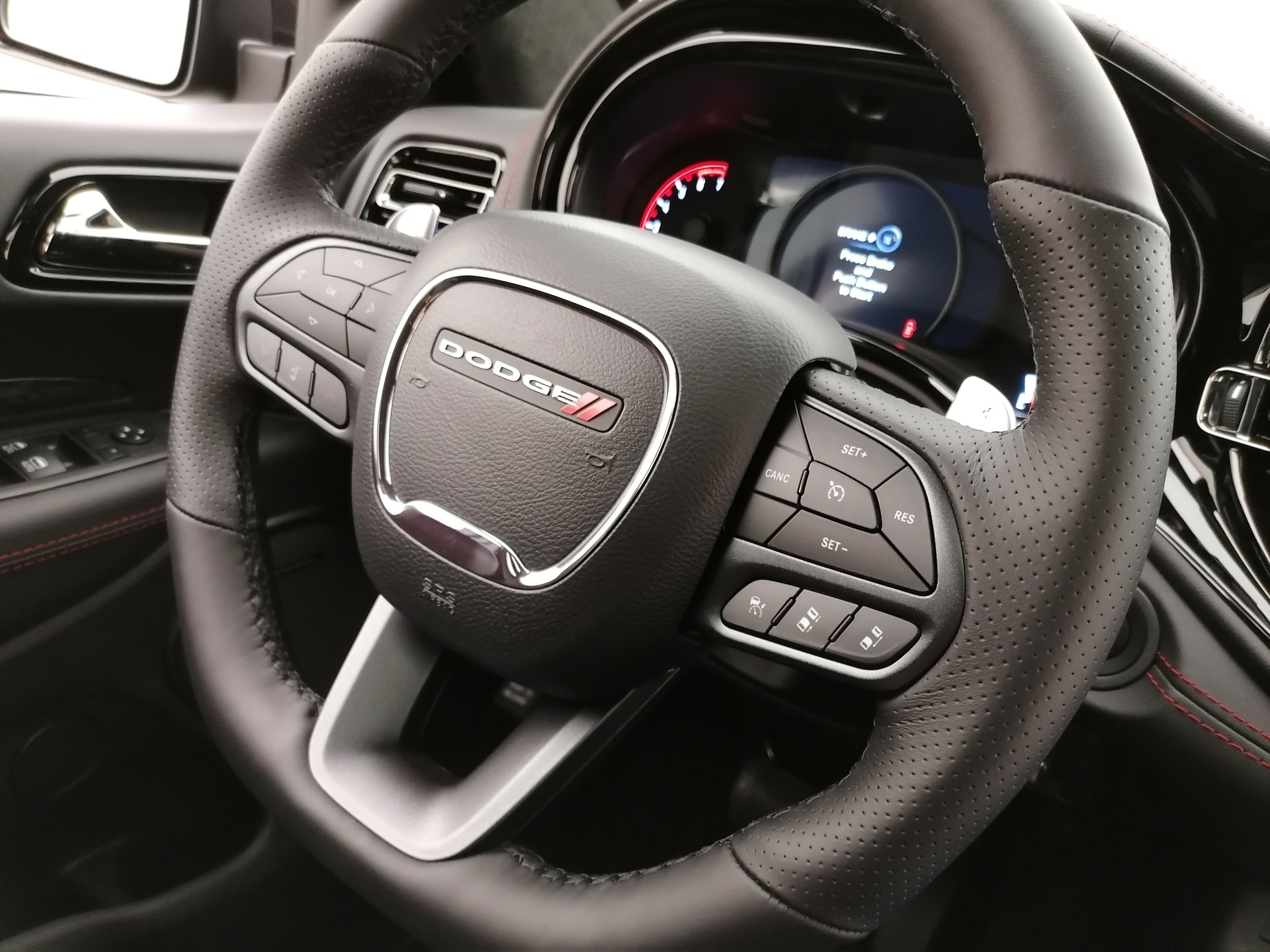 DODGE Durango R/T Premium 5.7 AWD-image-10