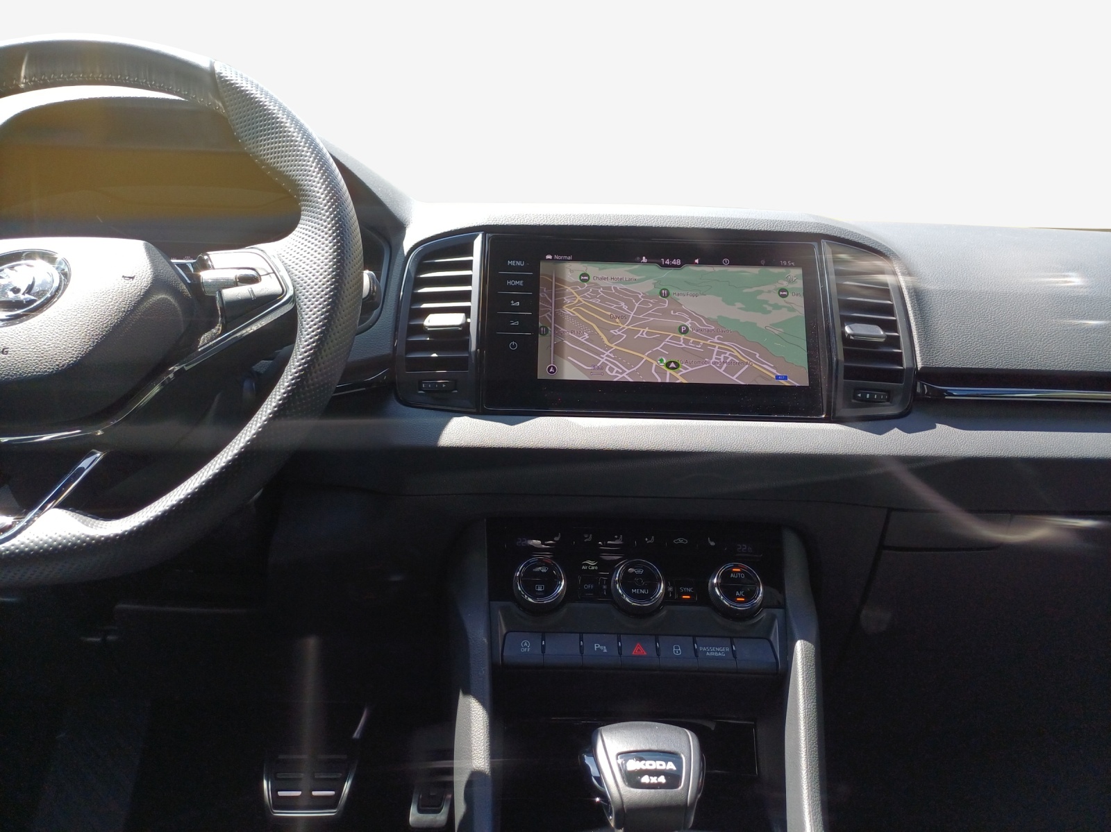 SKODA Karoq 2.0 TSI SportLine 4x4 DSG-image-10