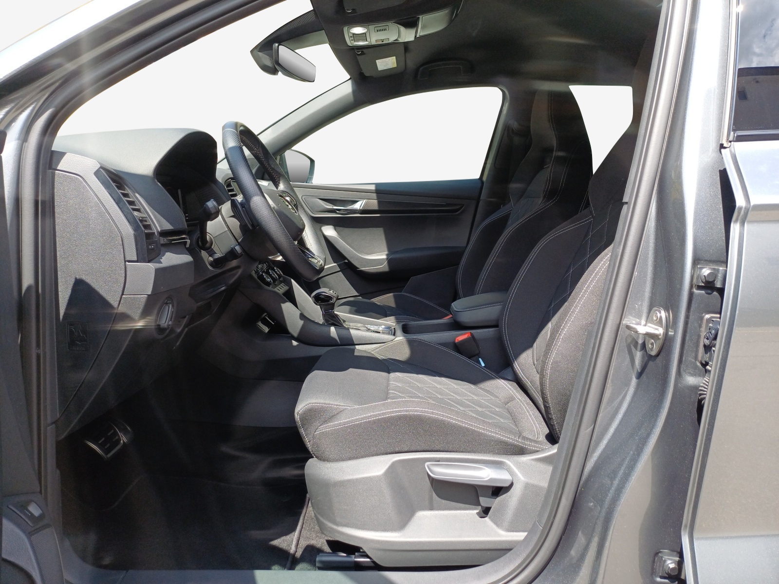 SKODA Karoq 2.0 TSI SportLine 4x4 DSG-image-7