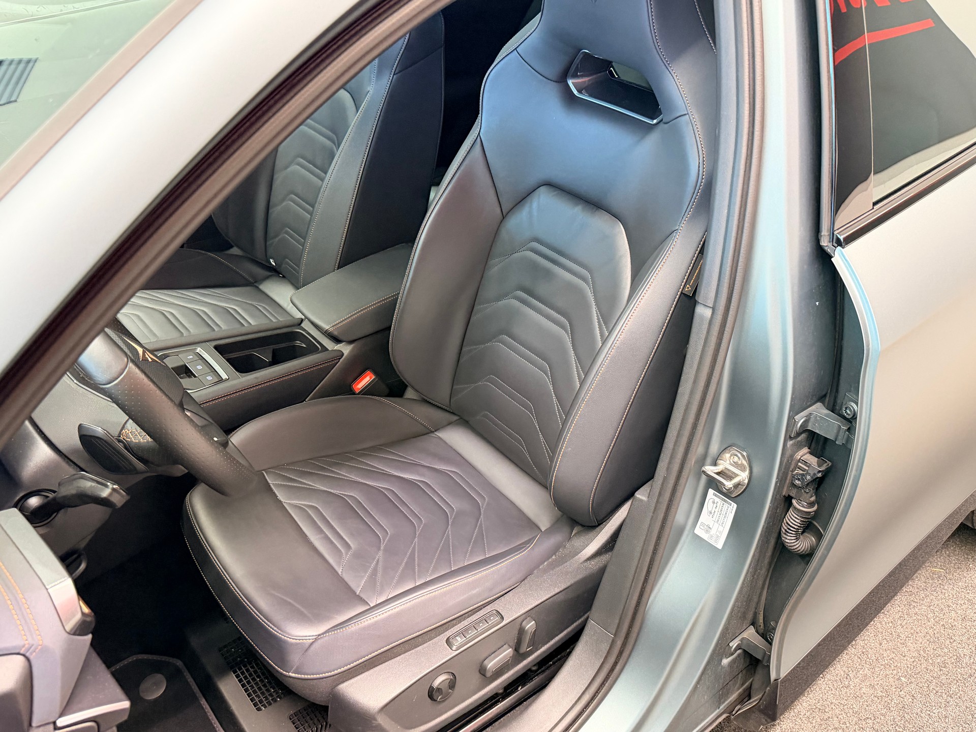 CUPRA Formentor 2.0TSI VZ 4Drive DSG-image-14