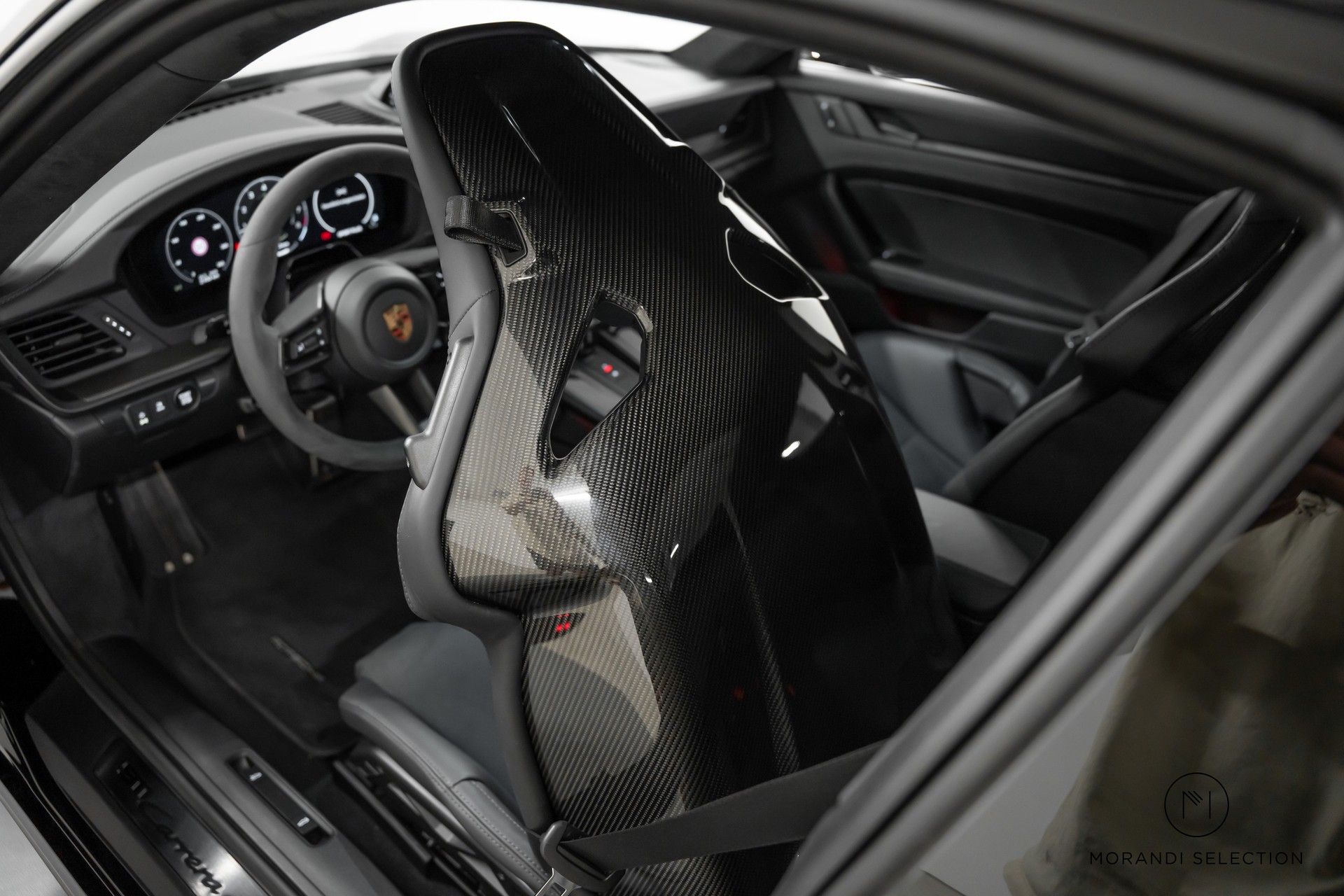 PORSCHE 911 Coupé 3.6 Carrera 4 GTS PDK-image-15