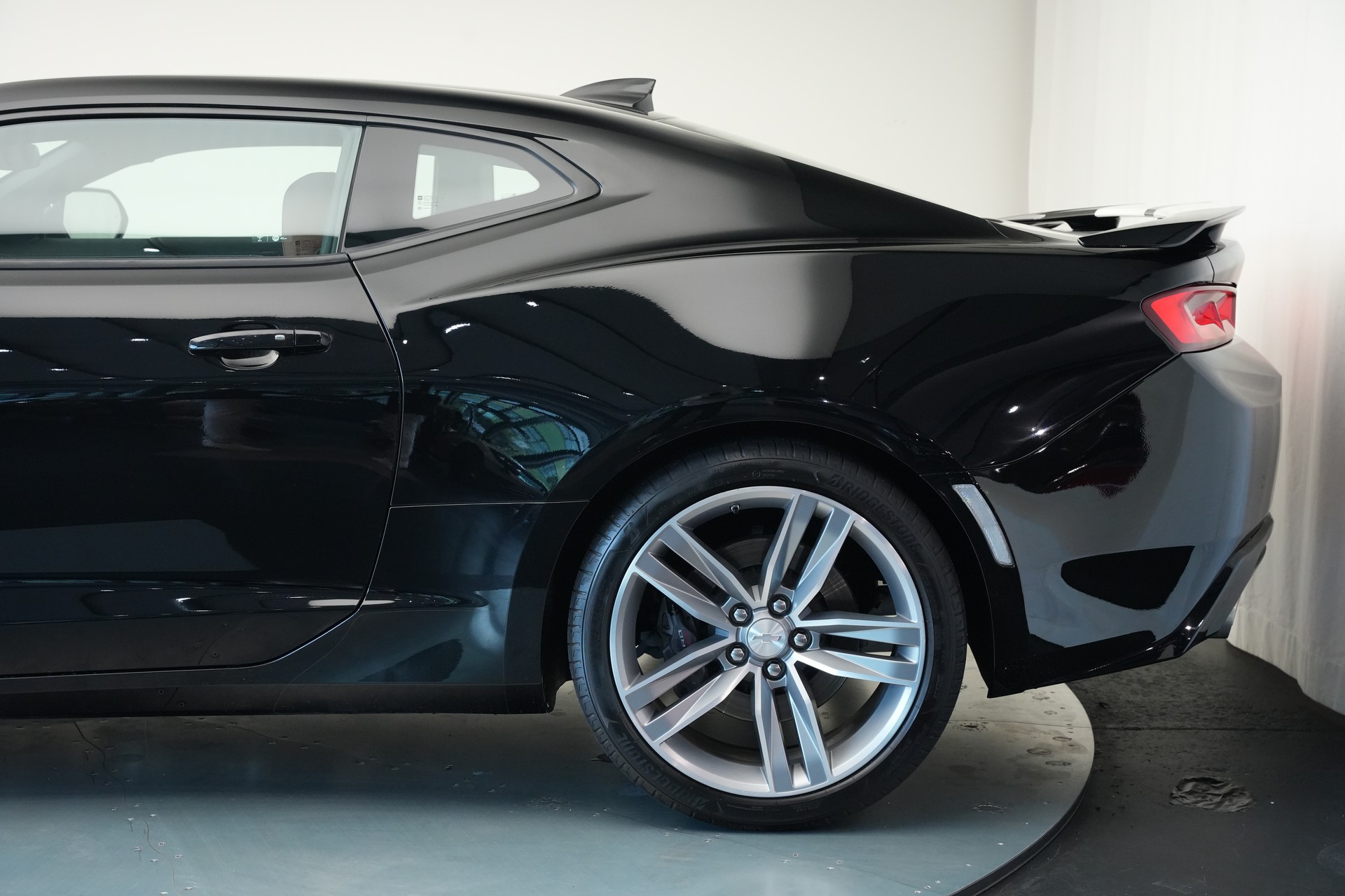CHEVROLET Camaro 6.2 Coupé Automatic 50th Anniversary Edition *CH-Fahrzeug*-image-42