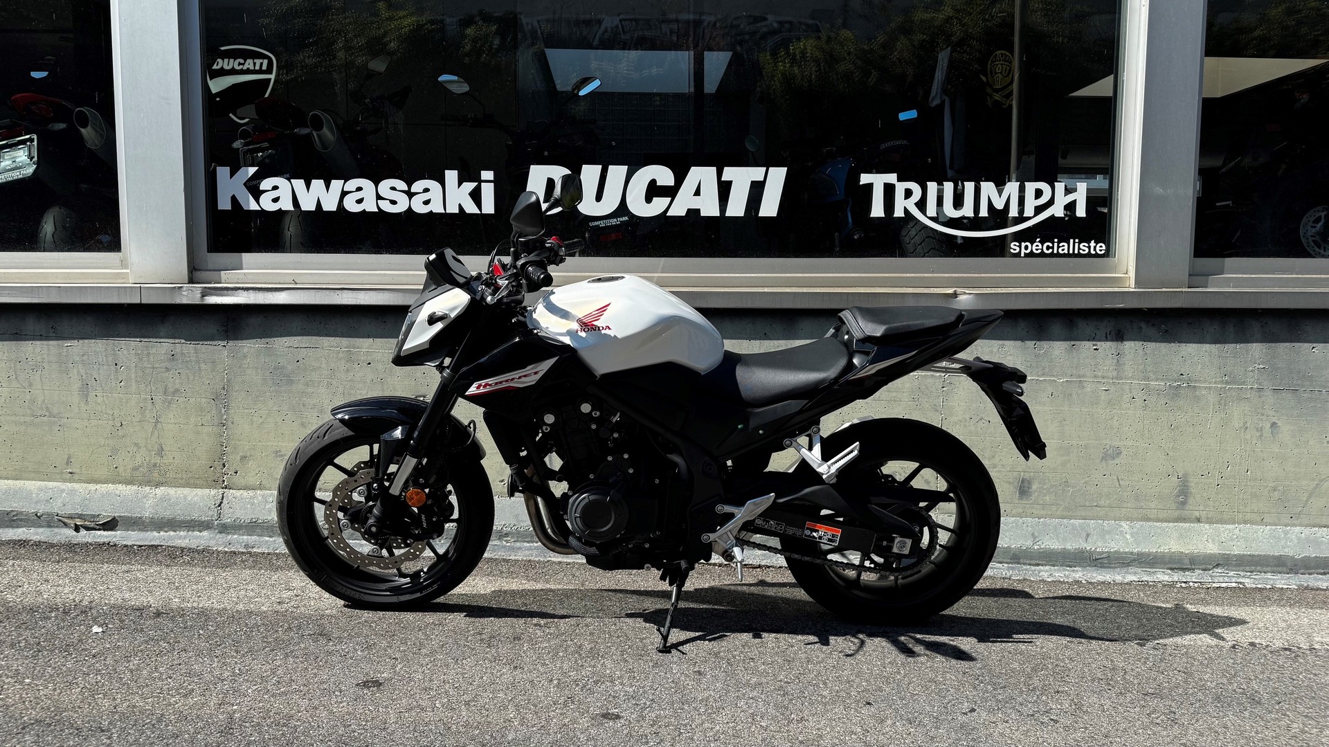 HONDA CB 500 Hornet-image-1