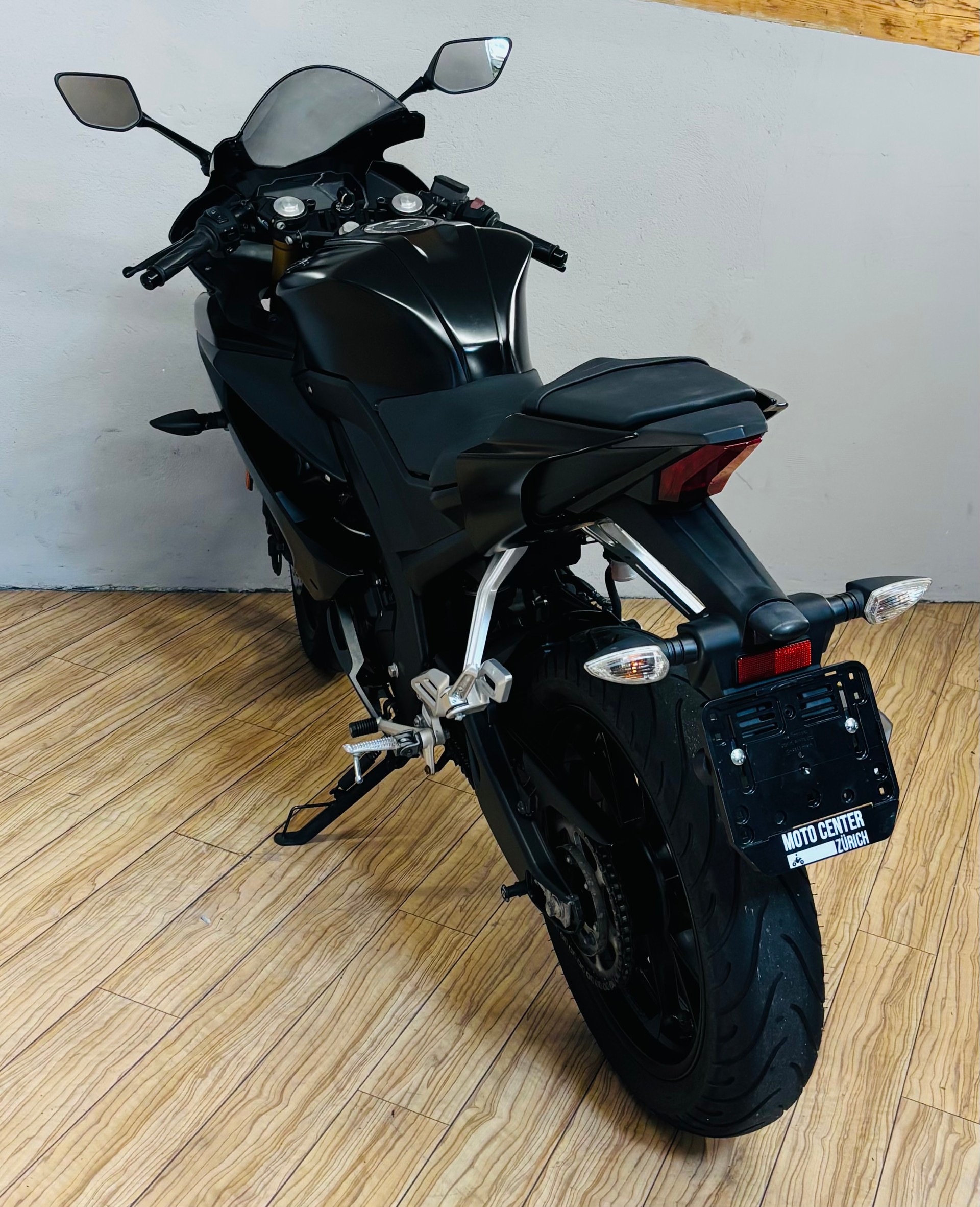 YAMAHA R 125-image-4
