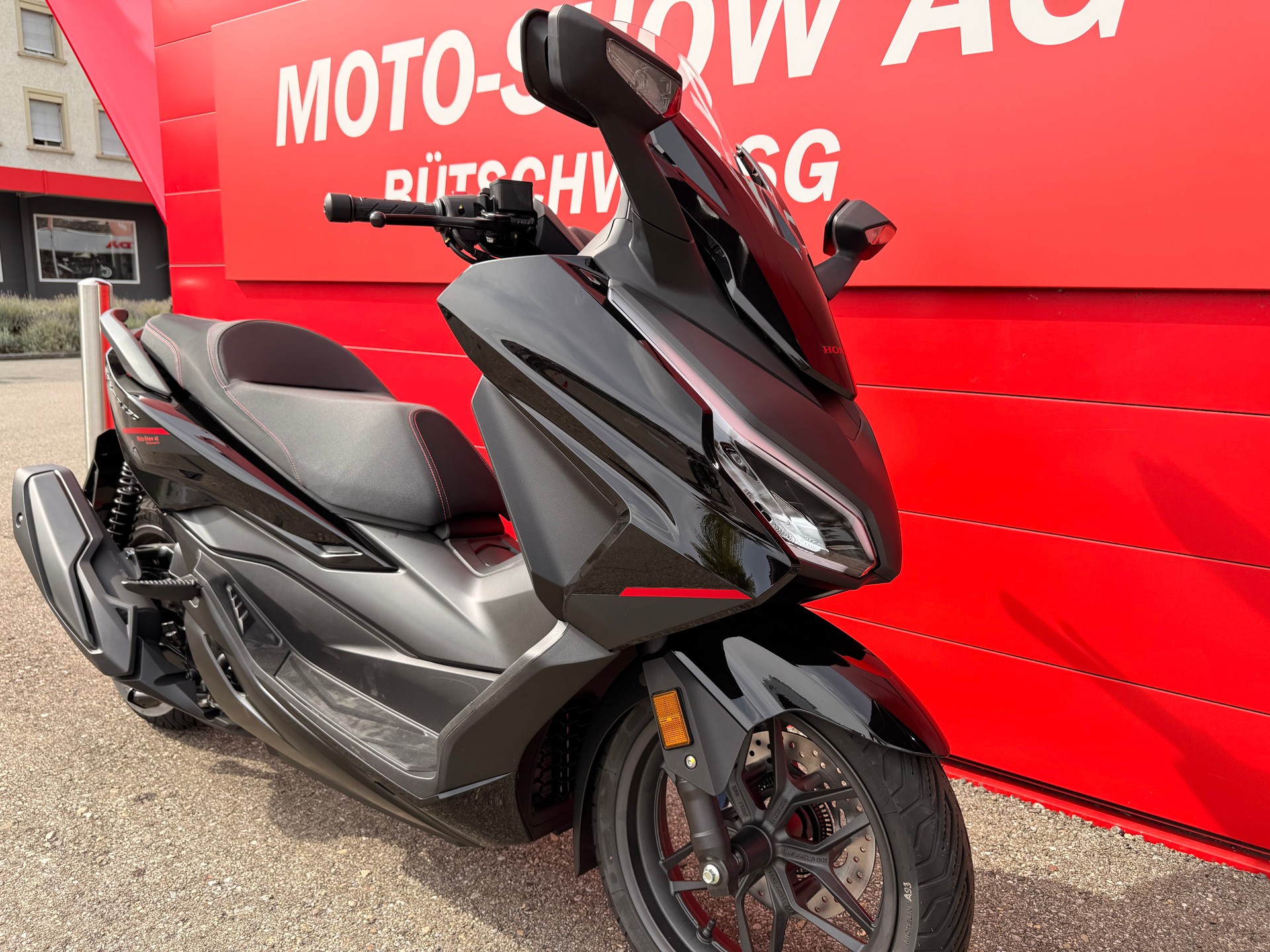 HONDA NSS 350 Spezial Edition-image-4