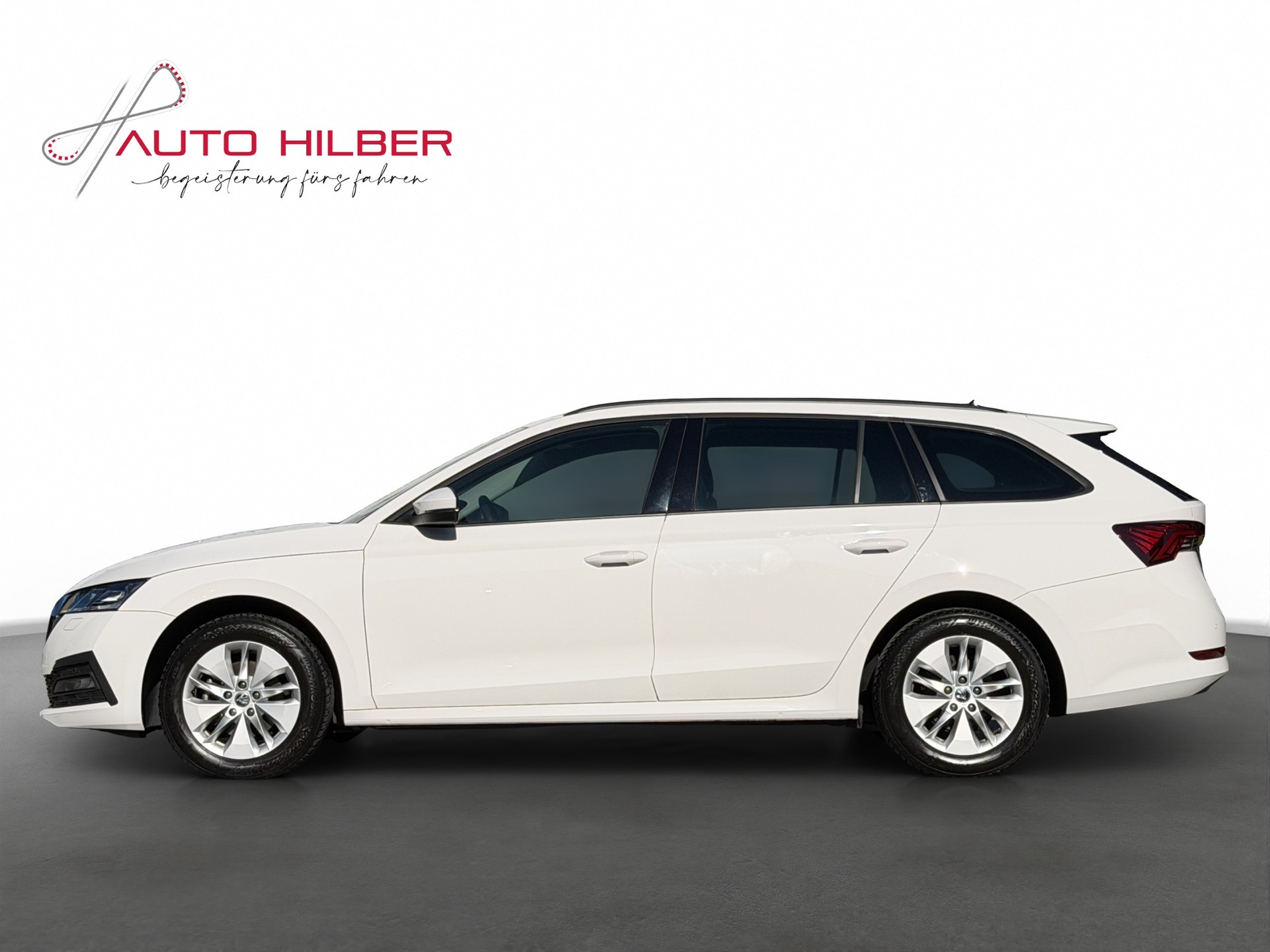 SKODA Octavia Combi 2.0 TDI DSG Ambition *Anhängerkupplung*-showroom-element-2