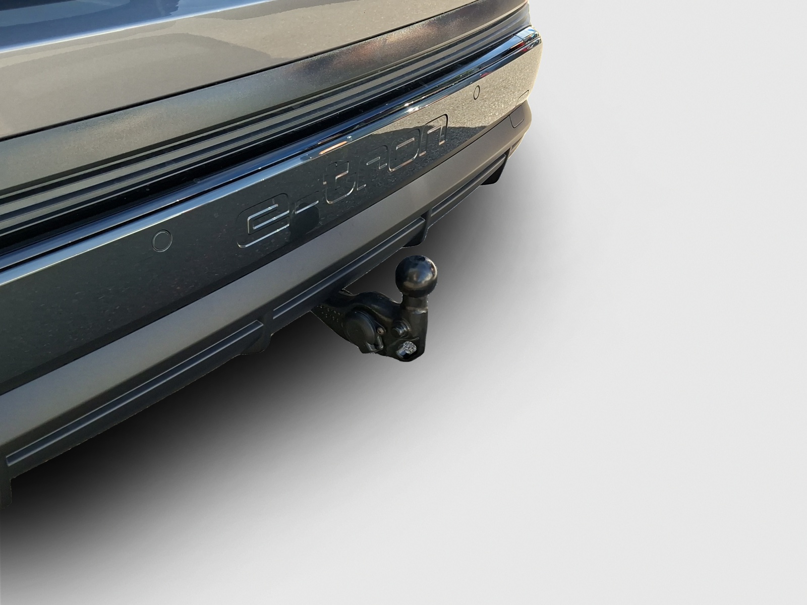 AUDI Q4 e-tron 55 quattro-image-14