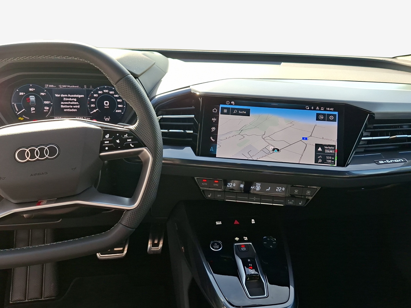 AUDI Q4 e-tron 55 quattro-image-9