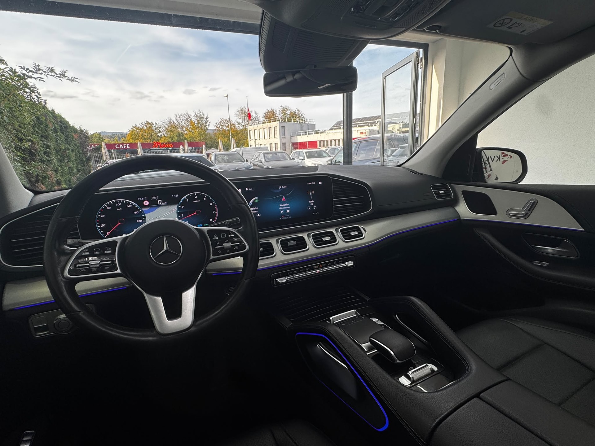 MERCEDES-BENZ GLE 450 4Matic AMG Line 9G-Tronic | VOLLAUSSTATTUNG | 7-SITZER | PANORAMA |-image-12