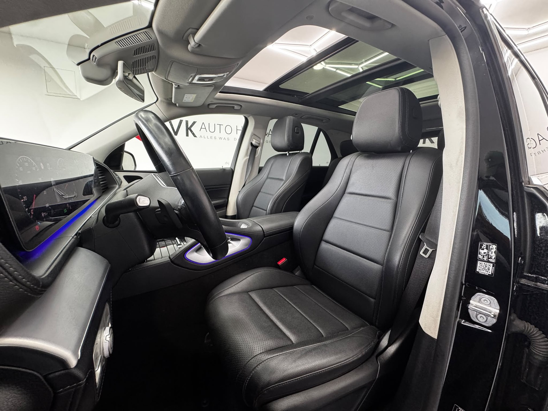 MERCEDES-BENZ GLE 450 4Matic AMG Line 9G-Tronic | VOLLAUSSTATTUNG | 7-SITZER | PANORAMA |-image-15