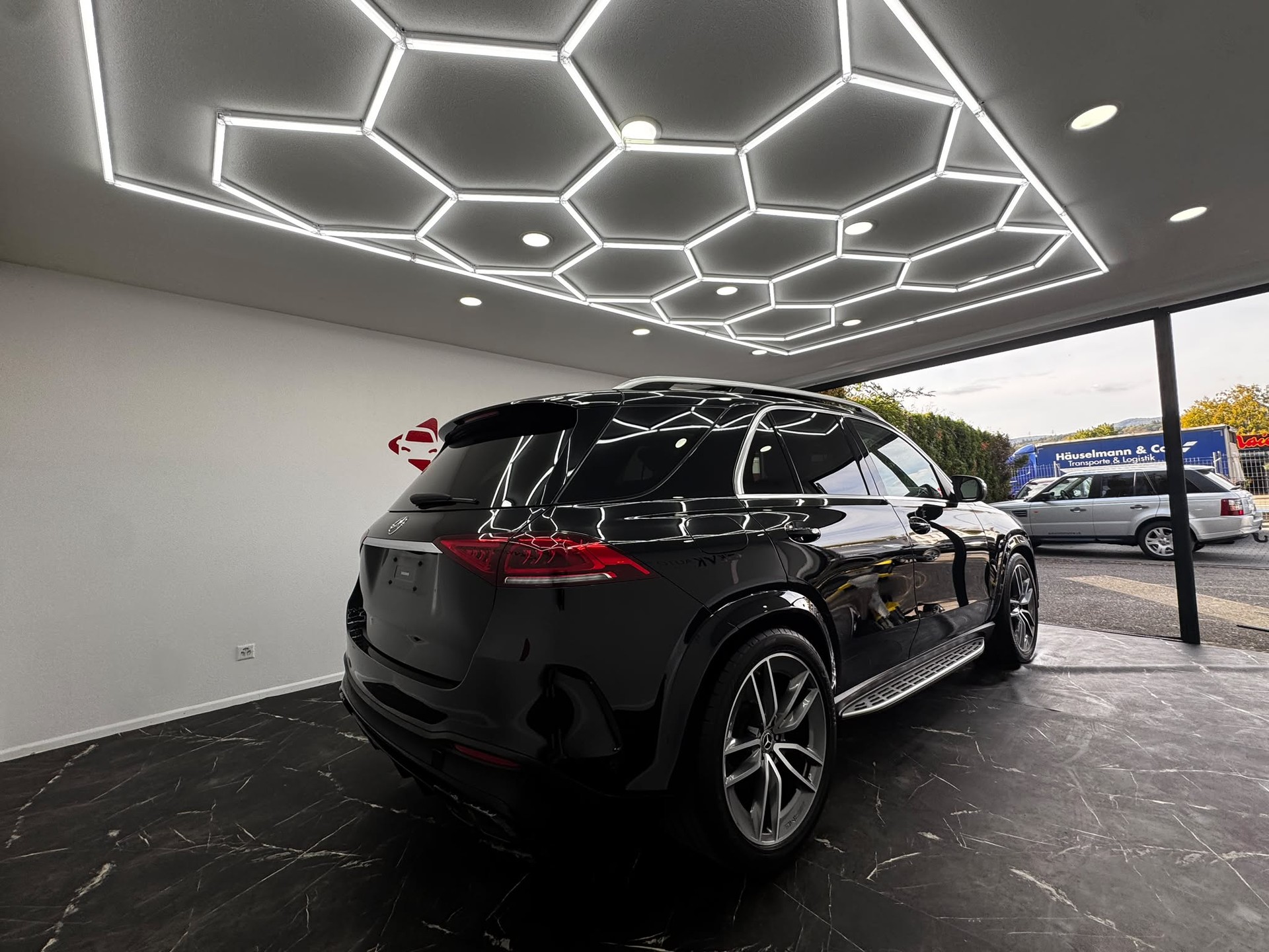 MERCEDES-BENZ GLE 450 4Matic AMG Line 9G-Tronic | VOLLAUSSTATTUNG | 7-SITZER | PANORAMA |-image-5