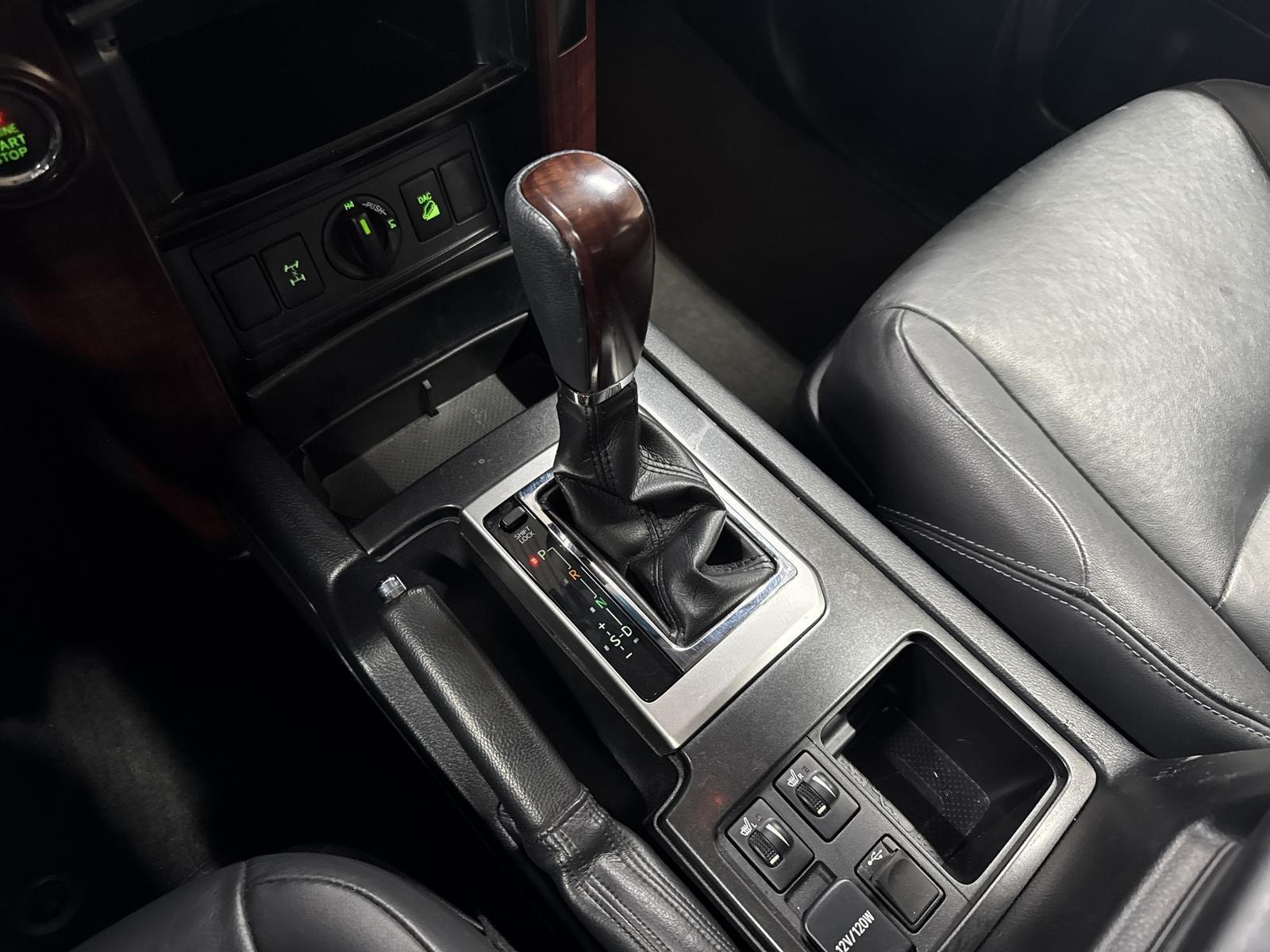 TOYOTA Land Cruiser 2.8TD Sol Automatic-image-10