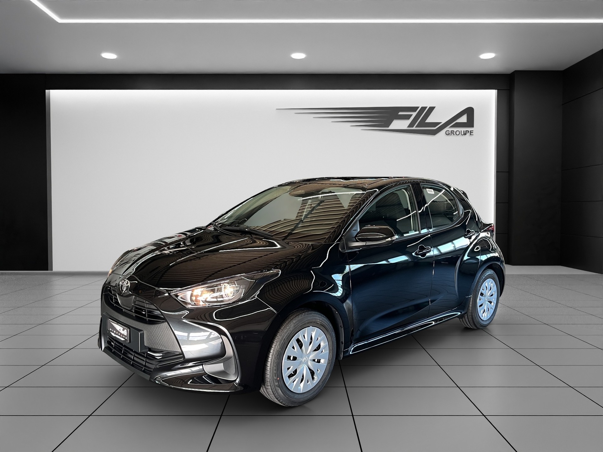 TOYOTA YARIS 1.5 VVT-i HSD Comfo-showroom-element-1
