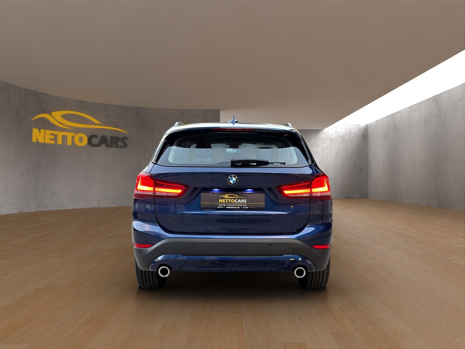 BMW X1 sDrive 18d Steptronic-showroom-element-3