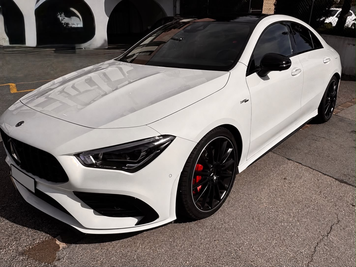 MERCEDES-BENZ CLA 35 AMG