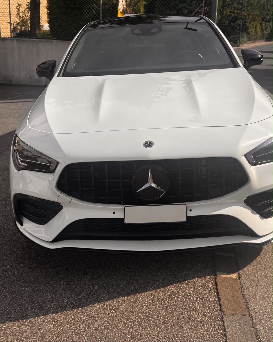 MERCEDES-BENZ CLA 35 AMG-showroom-element-3