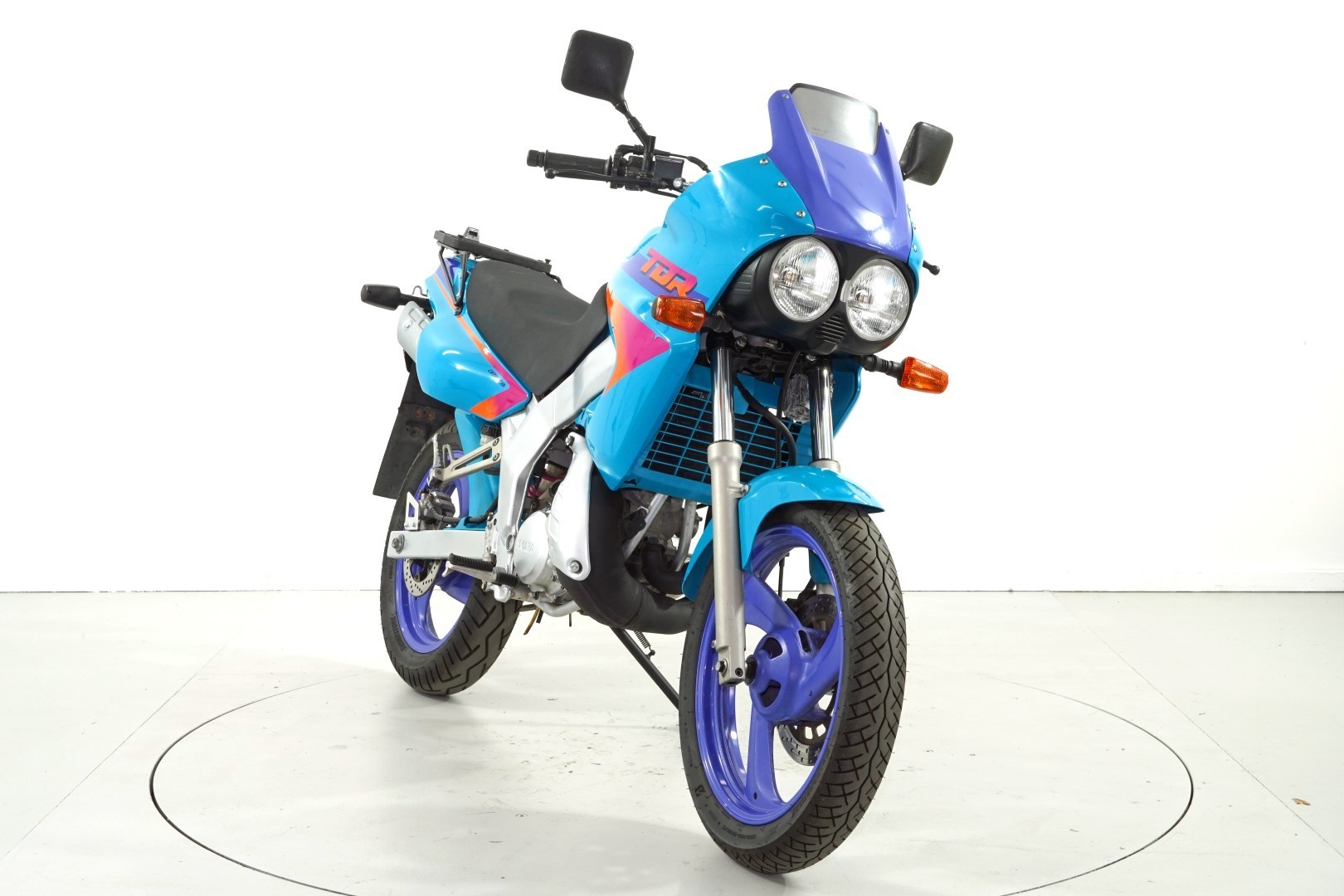 YAMAHA TDR 125-image-1