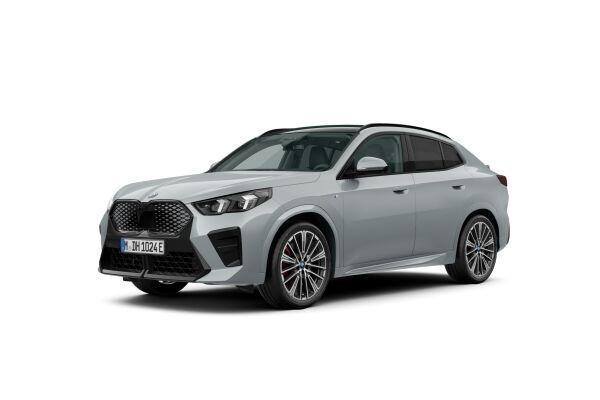 BMW iX2 30 M Sport Pro xDrive U10 (CH) AHK ** Roues hiver incluse ** 📍