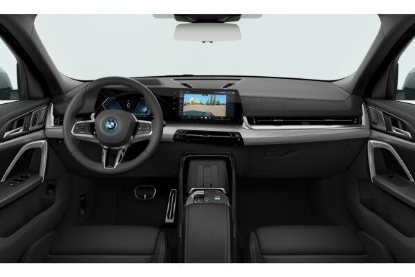 BMW iX2 30 M Sport Pro xDrive U10 (CH) AHK ** Roues hiver incluse ** 📍-showroom-element-3