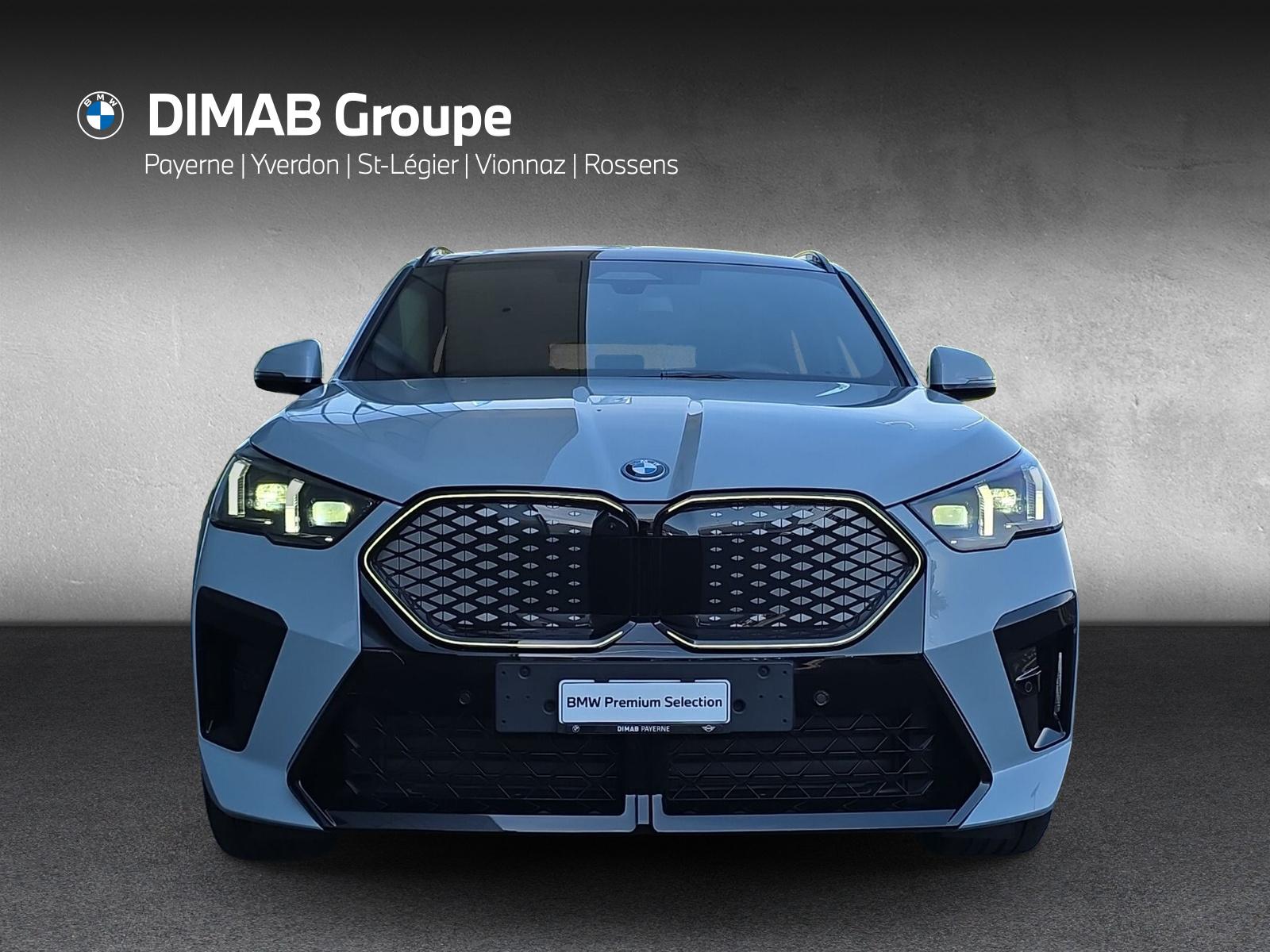 BMW iX2 30 M Sport Pro xDrive U10 (CH) AHK ** Roues hiver incluse **-image-7