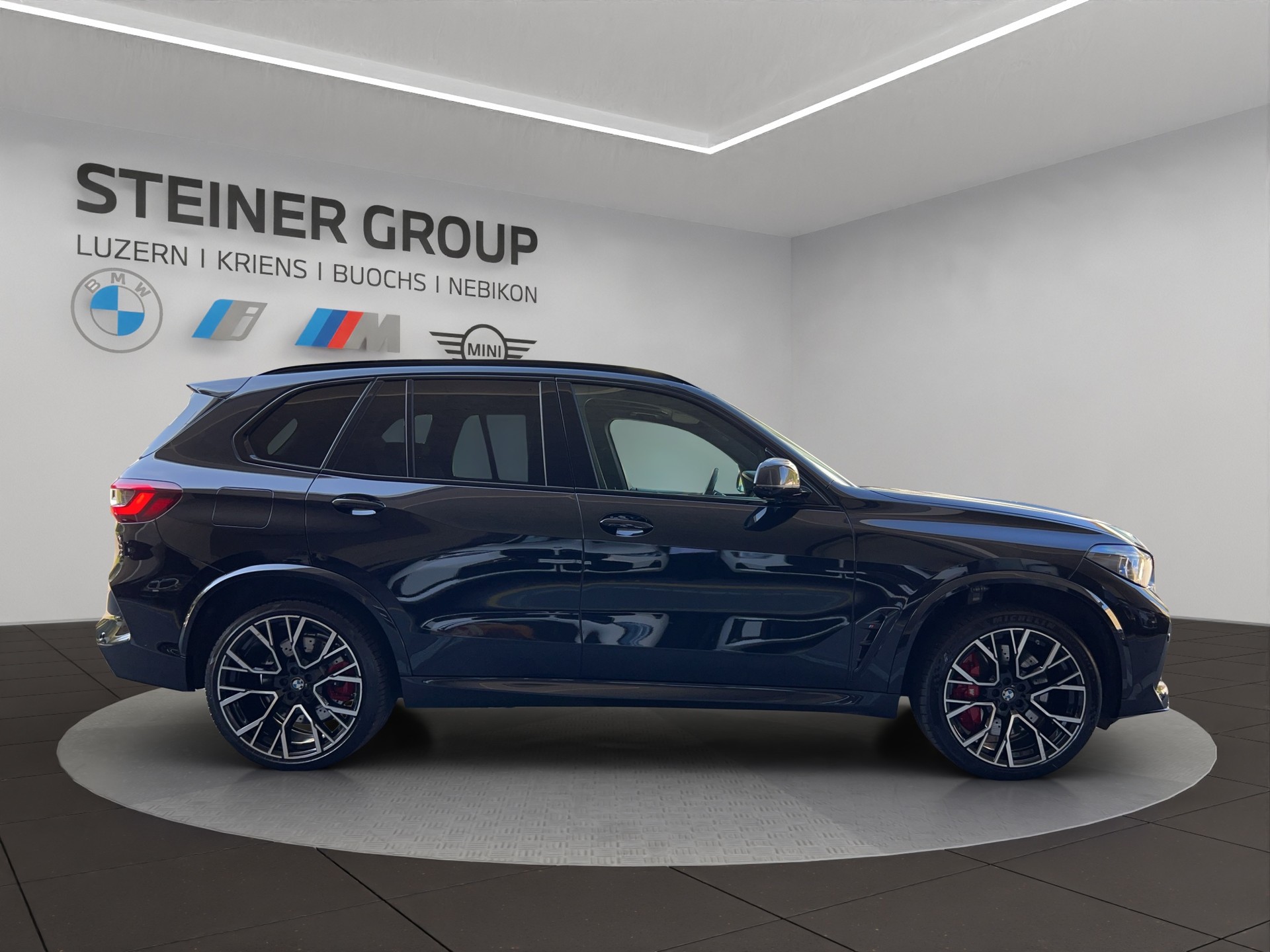 BMW X5M Competition Steptronic Competition-showroom-element-3