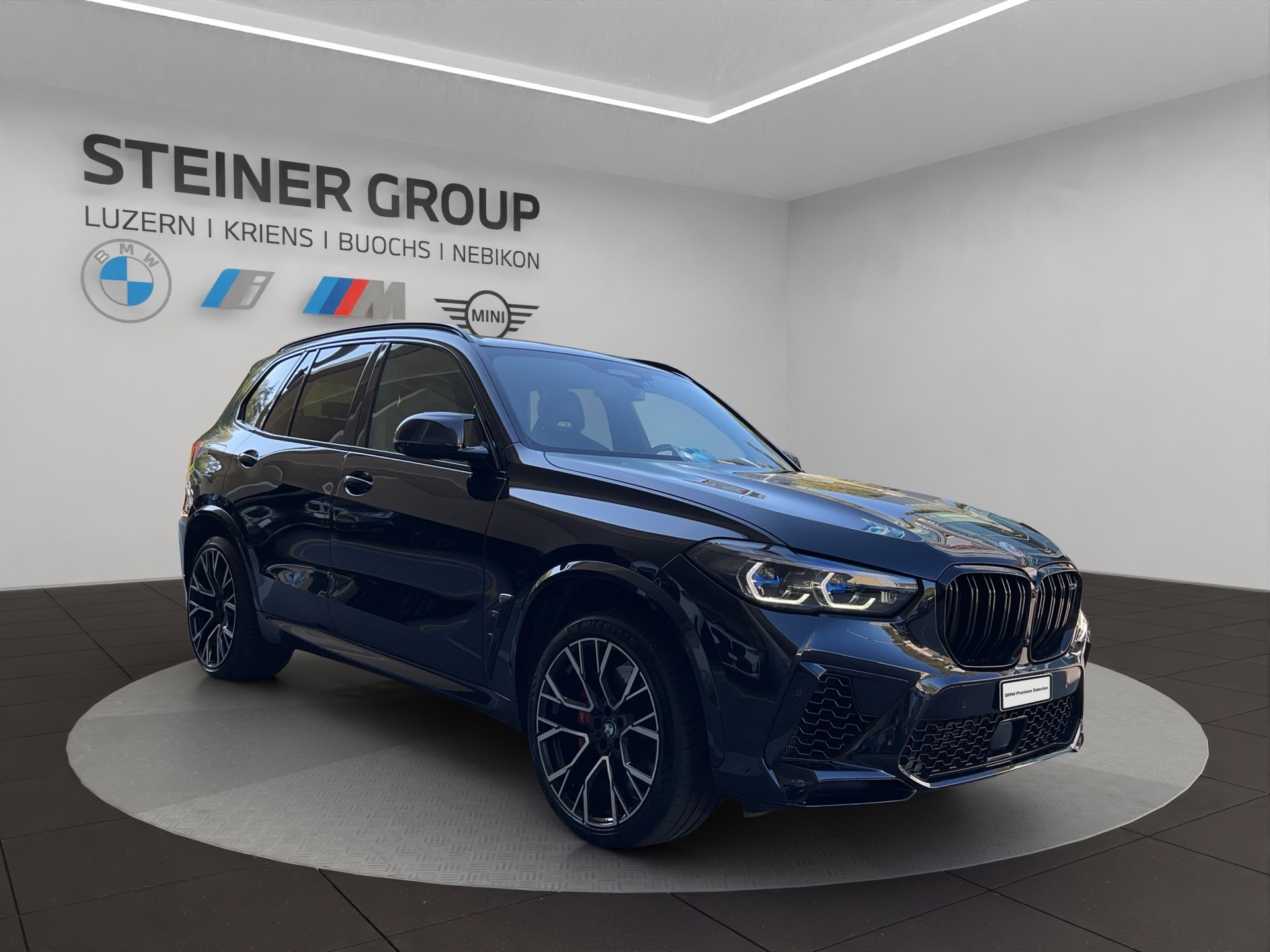 BMW X5M Competition Steptronic Competition-showroom-element-2