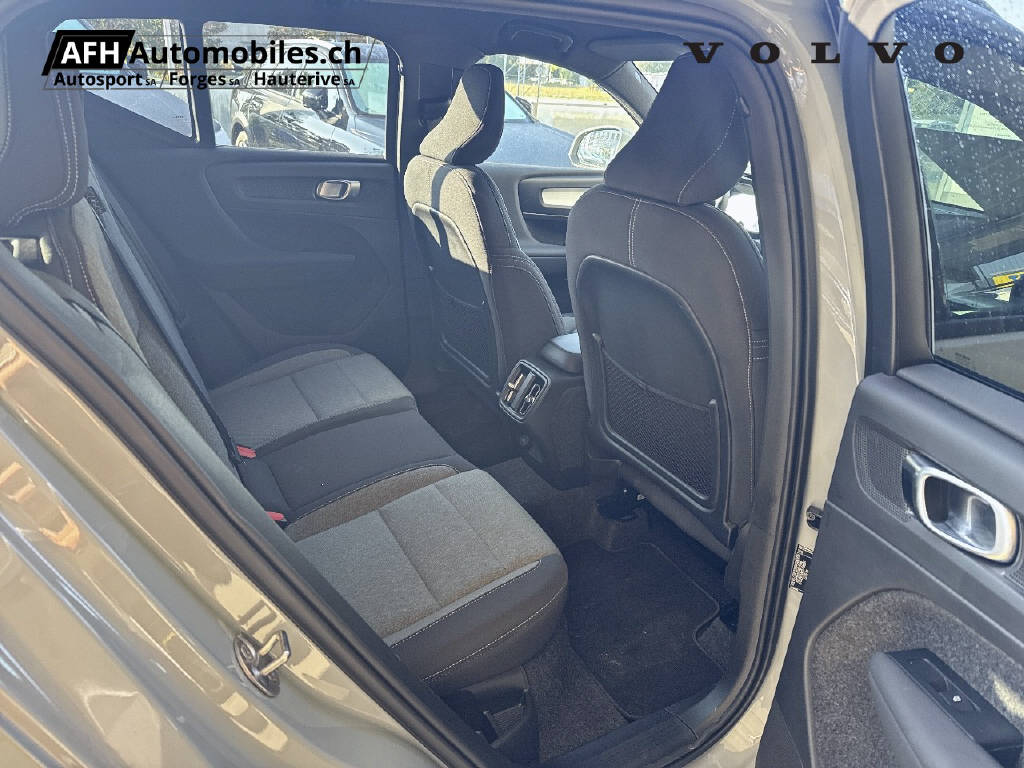 VOLVO XC40 1.5 T3 Momentum-image-13