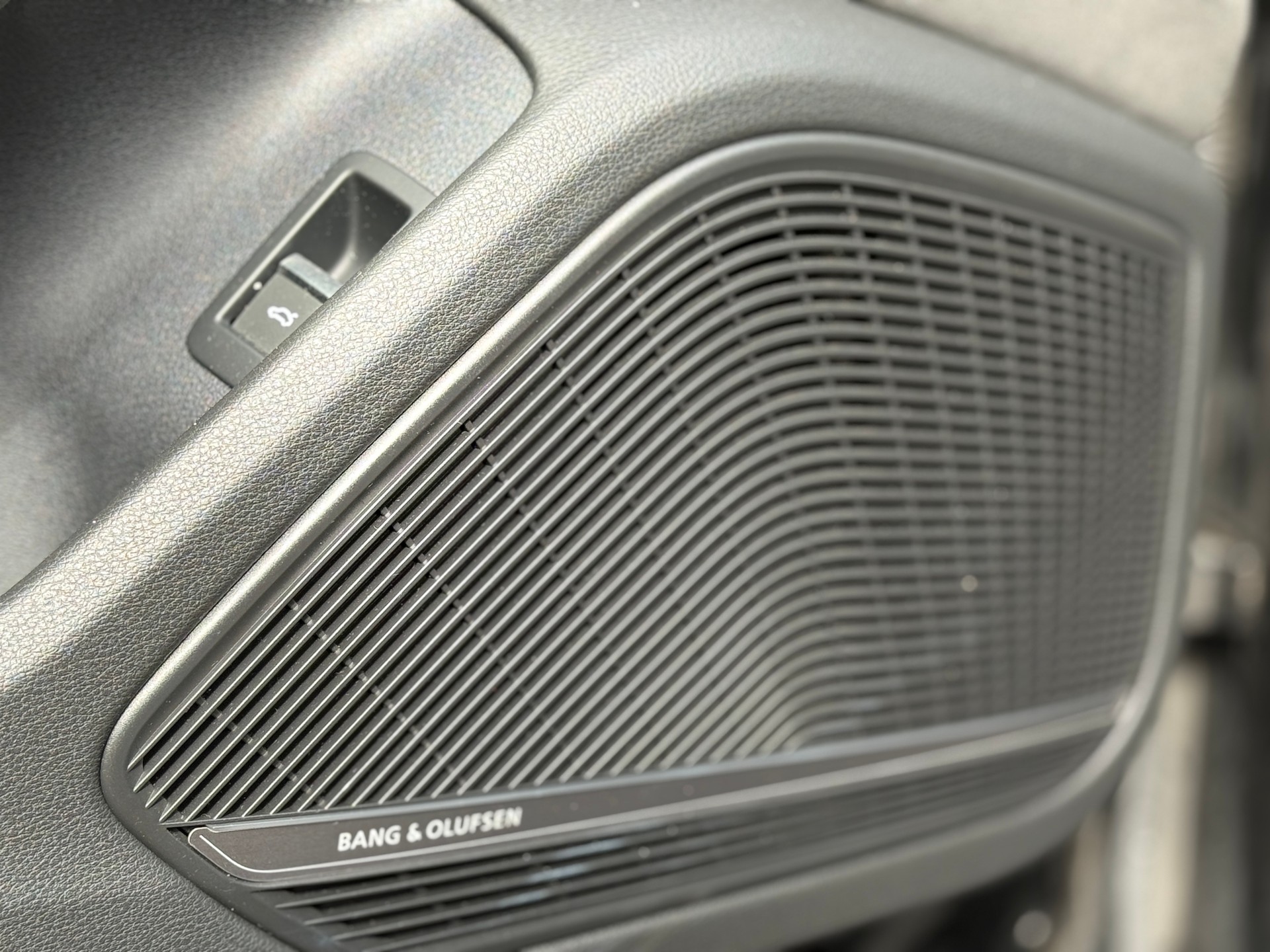 AUDI S4 Avant 3.0 TDI quattro tiptronic-image-21
