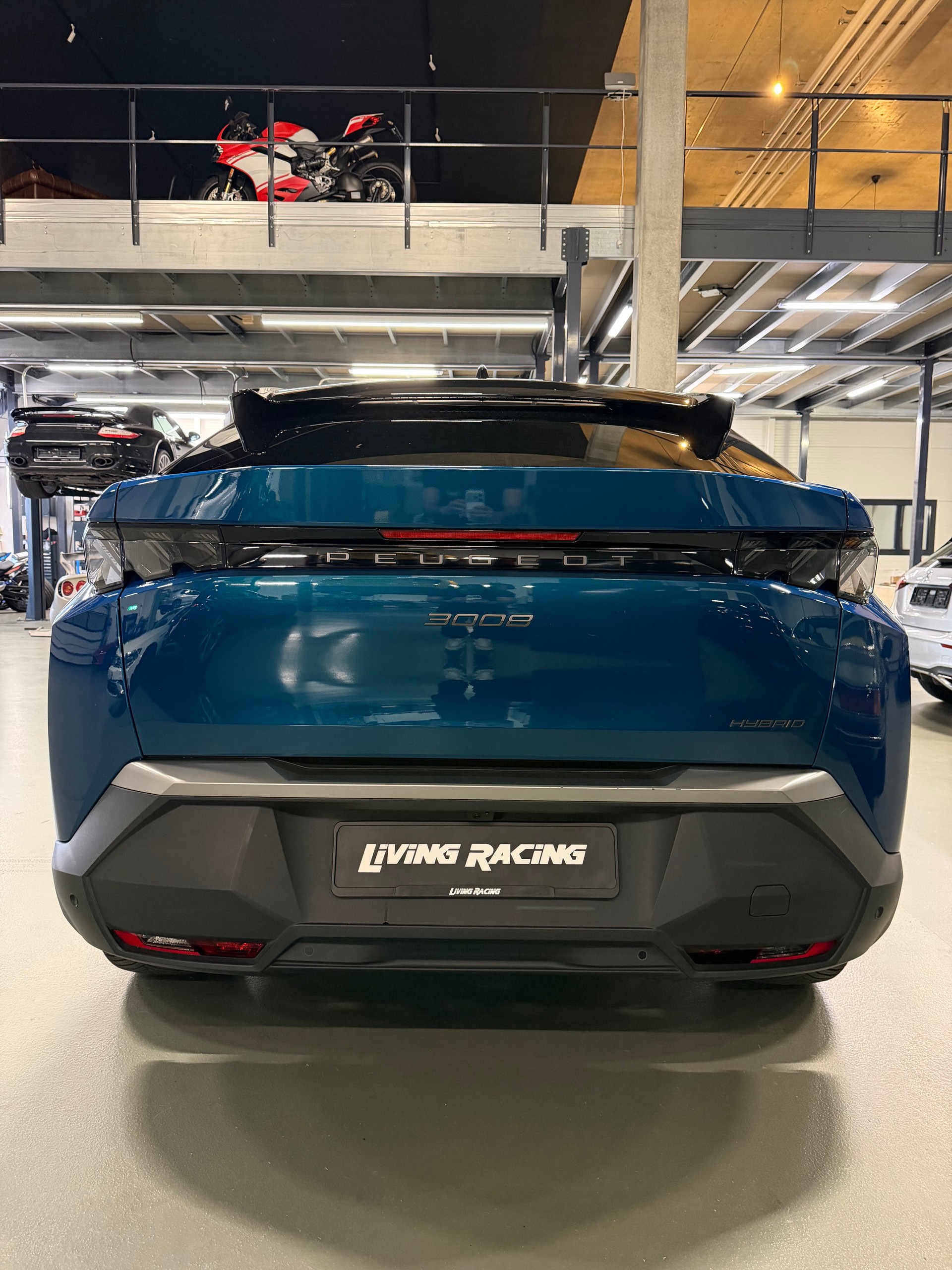 PEUGEOT 3008 145 e-DCS6 Hybrid GT *Full opt.*-showroom-element-3