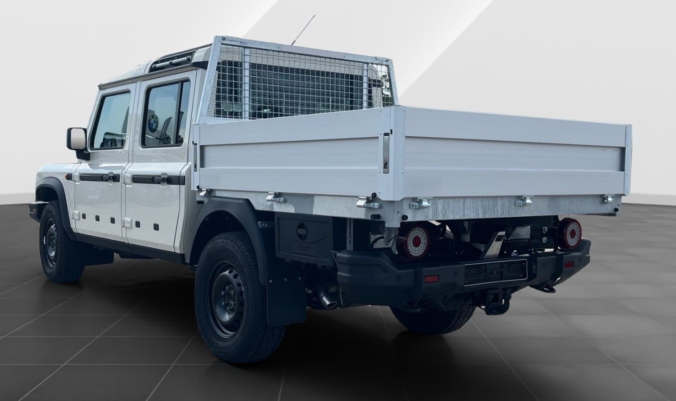 INEOS Grenadier 3.0D Utility Wagon 5-Sitz-showroom-element-3
