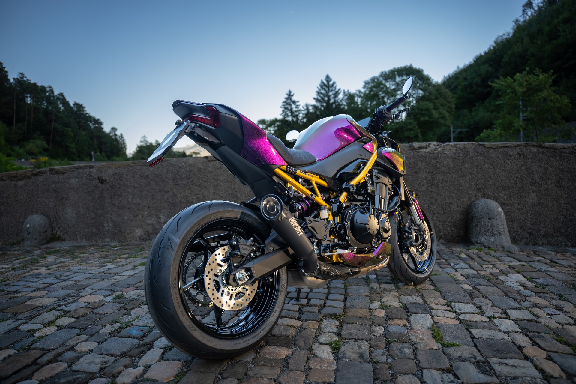 KAWASAKI Z 900 (91 kW) - Sonderumbau Chamäleon-image-4