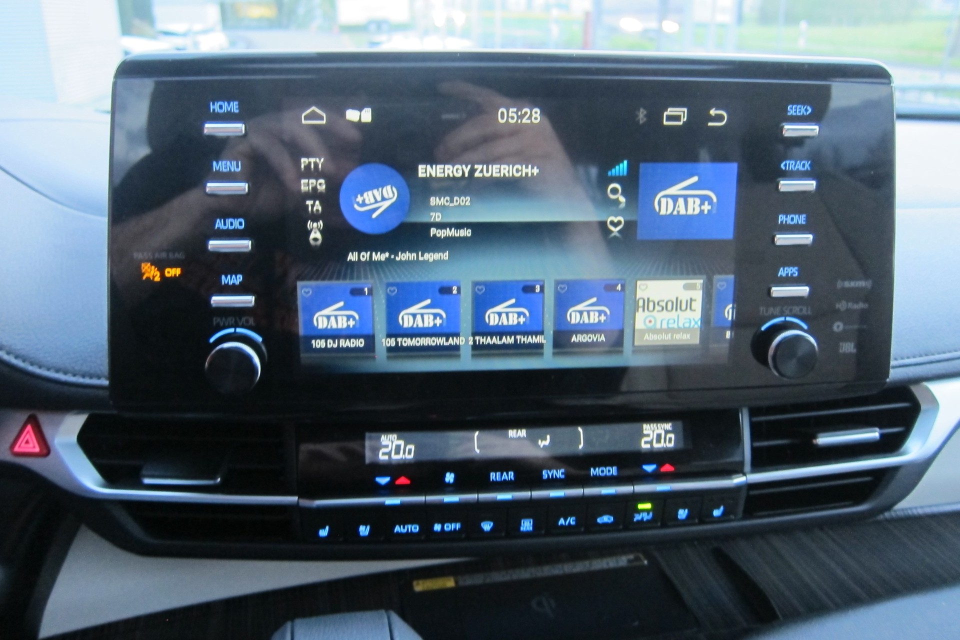 TOYOTA SIENNA HYBRID AWD LIMITED TECHNOLOGY-PAKET-image-6