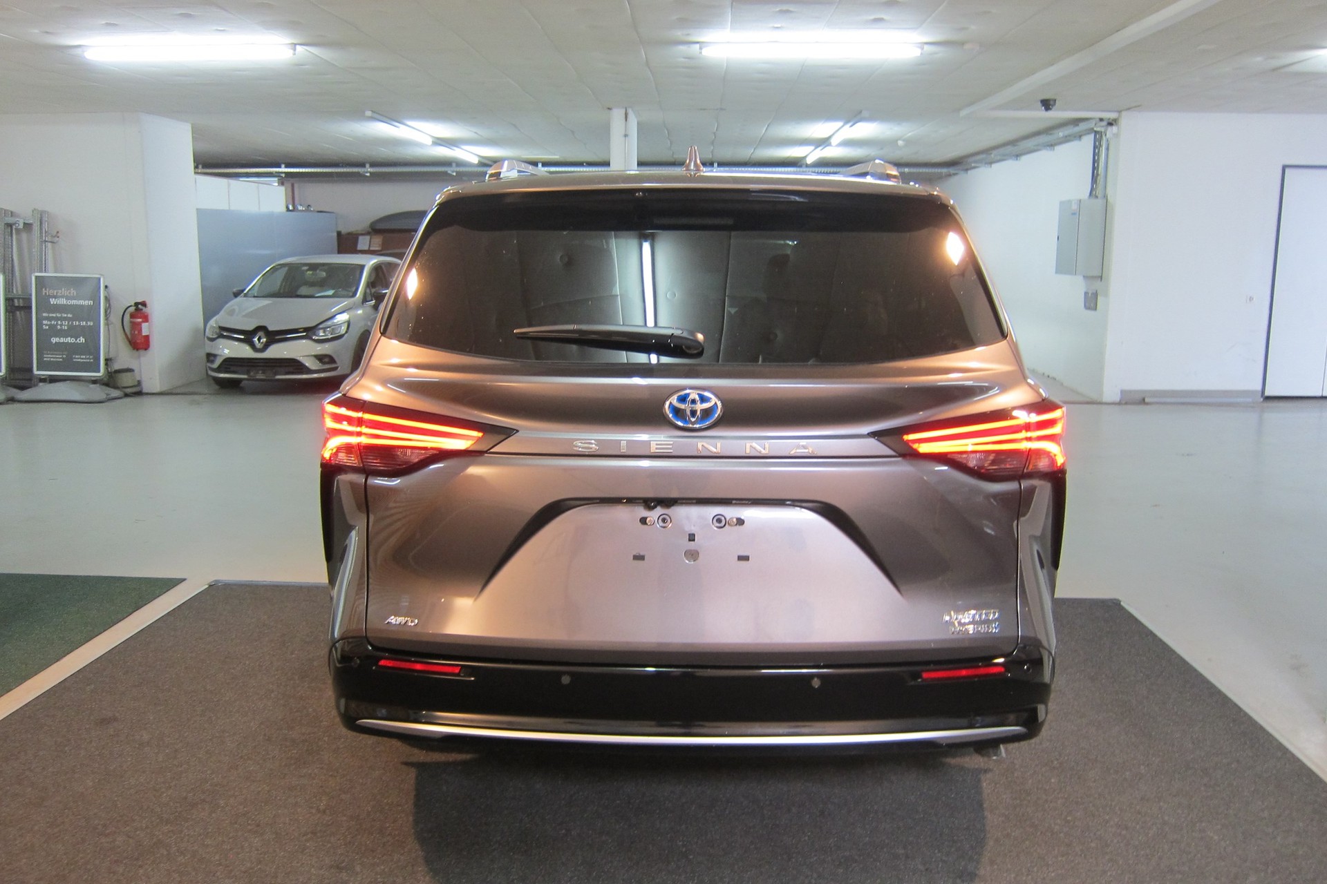 TOYOTA SIENNA HYBRID AWD LIMITED TECHNOLOGY-PAKET-image-4