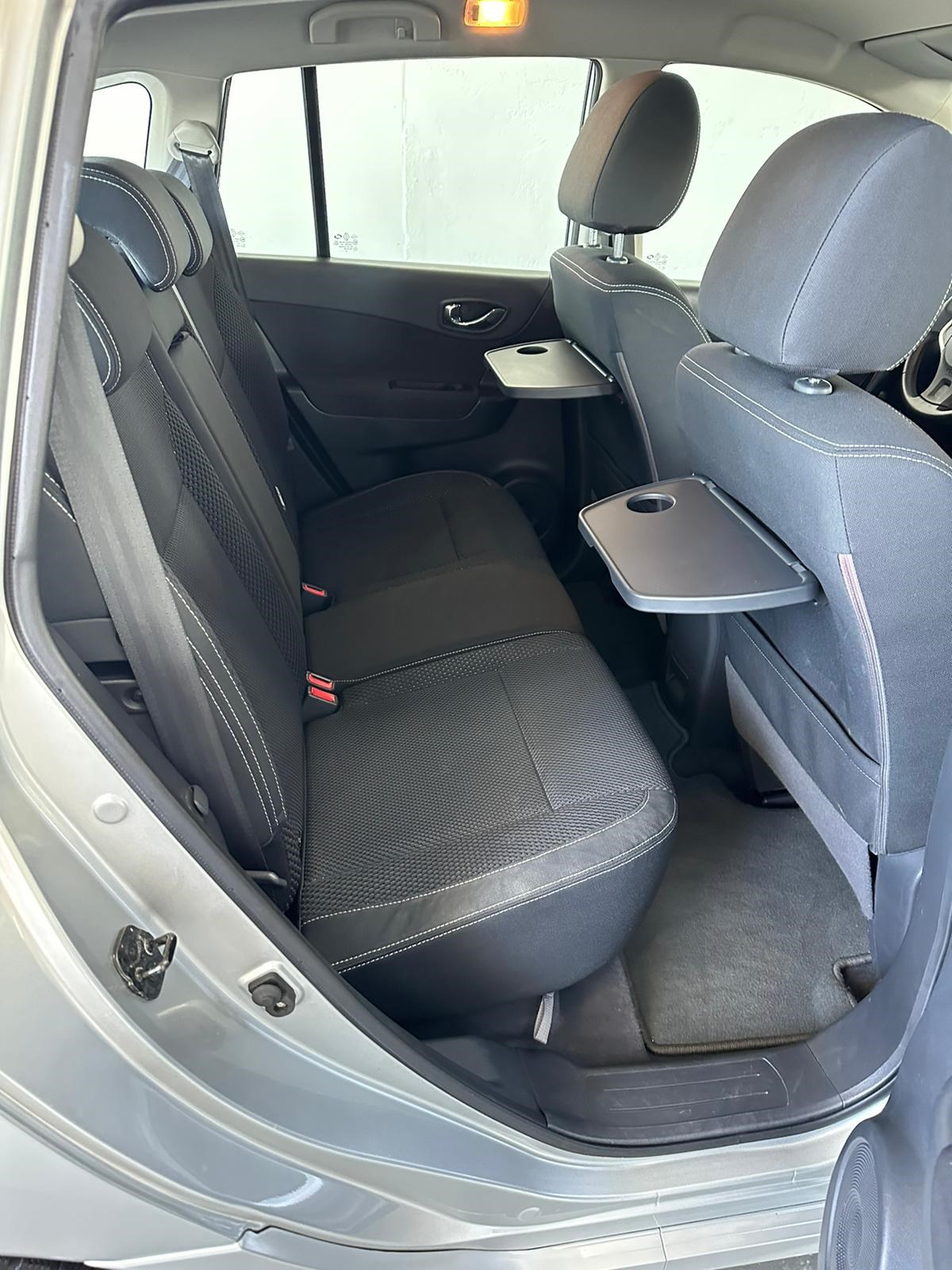 RENAULT Koleos 2.0 dCi Dynamique 4x4 Automatic-image-17