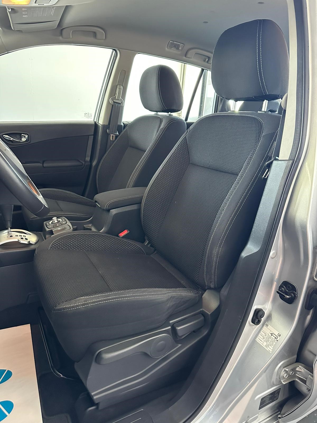 RENAULT Koleos 2.0 dCi Dynamique 4x4 Automatic-image-11