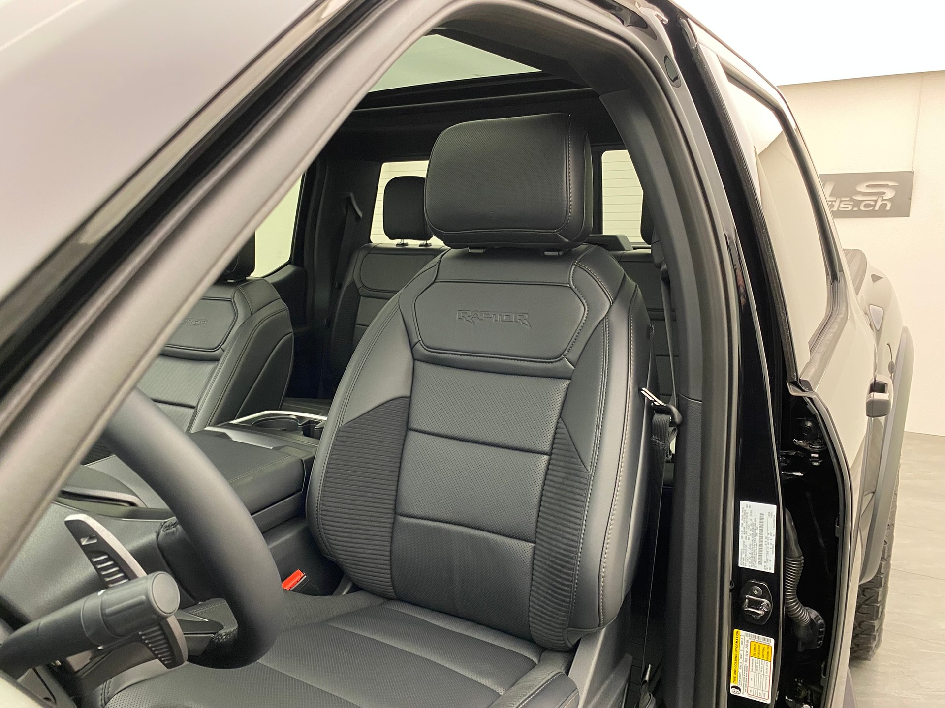 FORD F-150 Raptor 3.5 EcoBoost HO Crew Cab-image-7