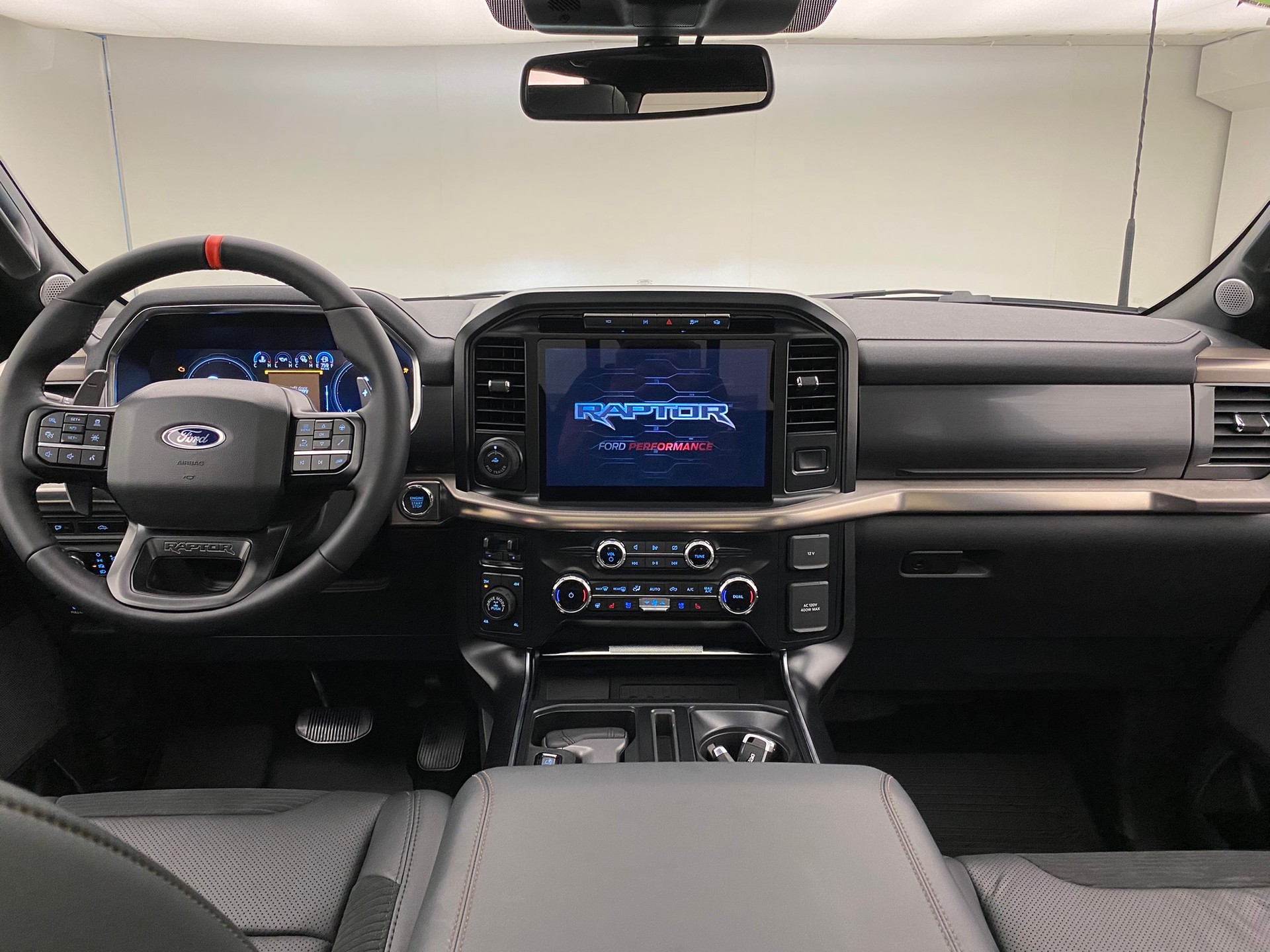 FORD F-150 Raptor 3.5 EcoBoost HO Crew Cab-image-9
