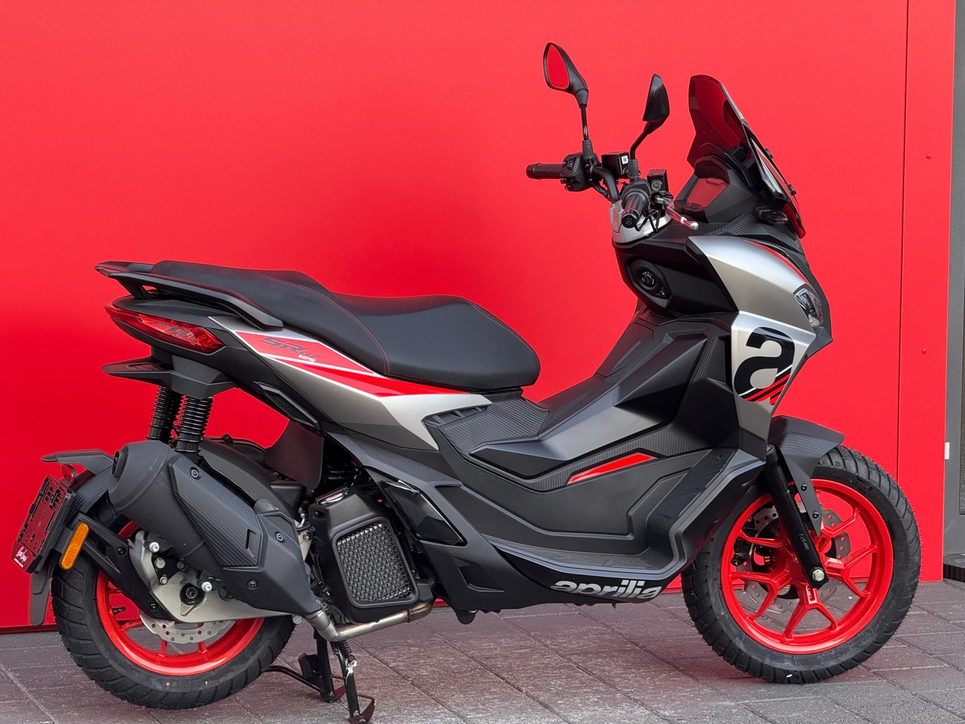 APRILIA SR 200 GT Sport ABS E5+-image-13
