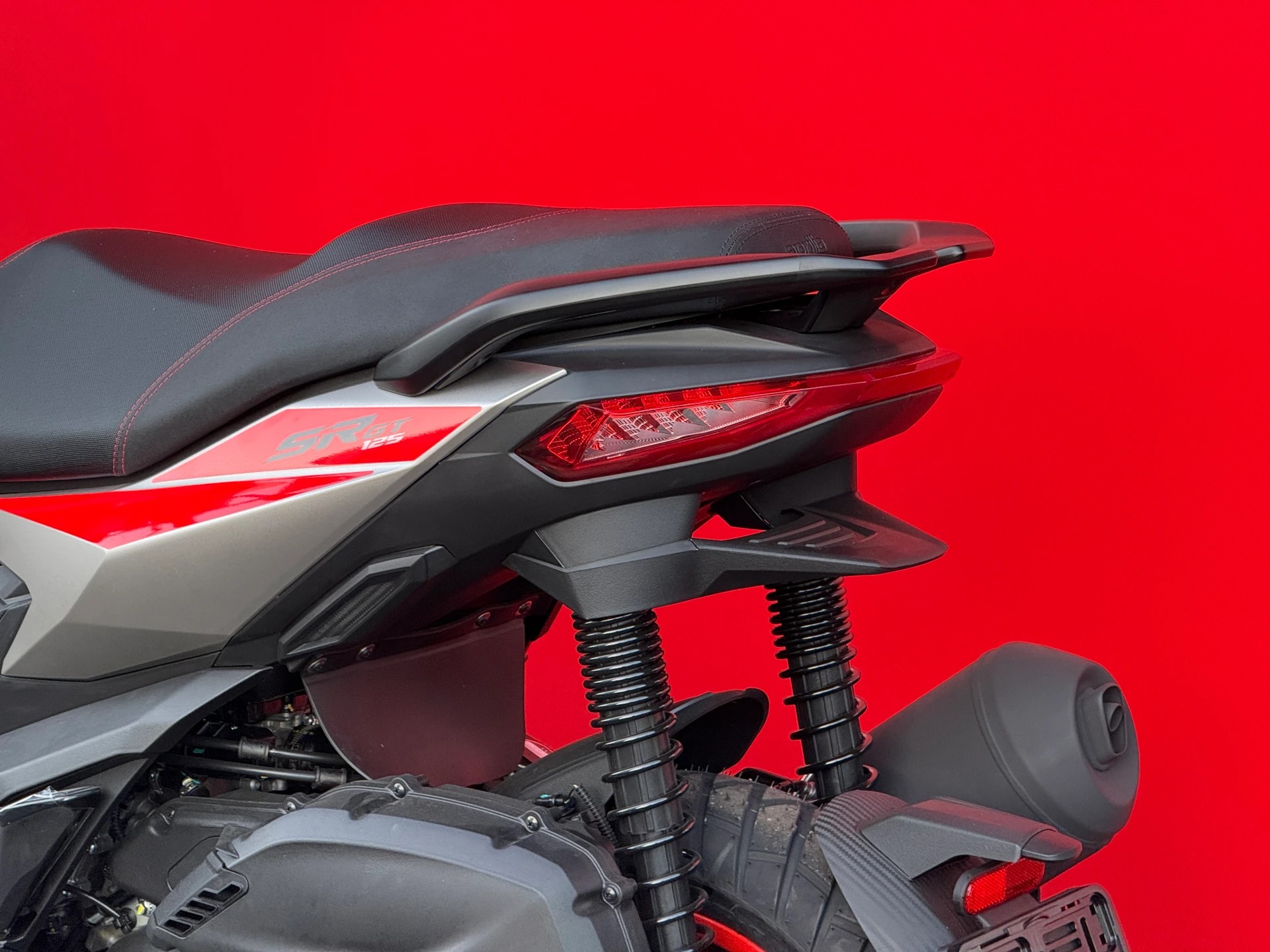 APRILIA SR 200 GT Sport ABS E5+-image-3