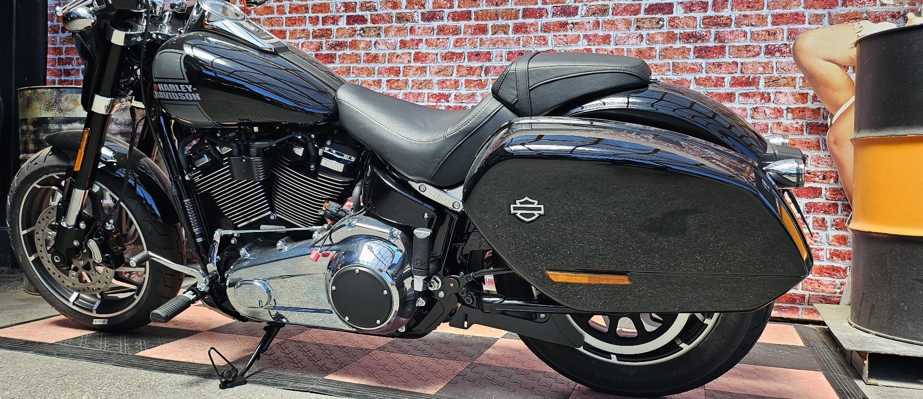 HARLEY-DAVIDSON FLSB SPORT GLIDE 107-image-7