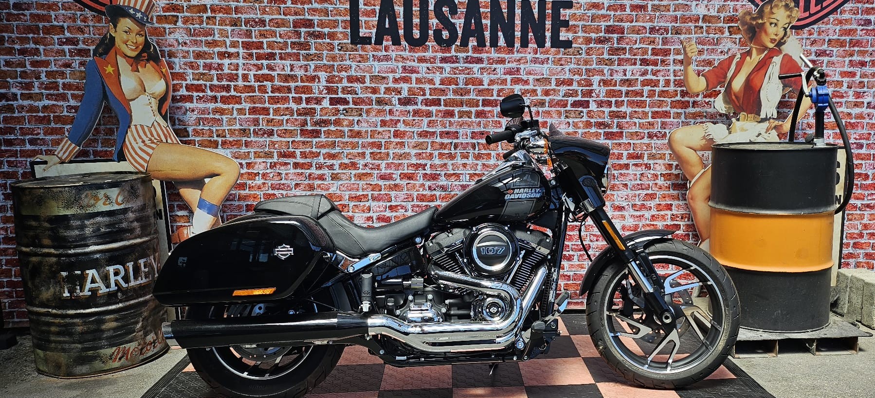 HARLEY-DAVIDSON FLSB SPORT GLIDE 107-image-1