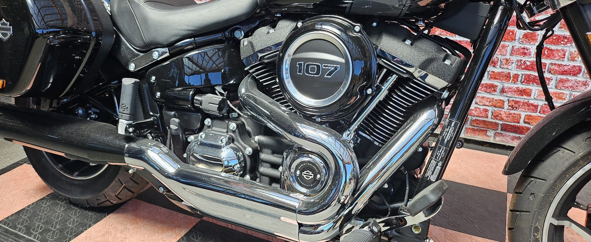 HARLEY-DAVIDSON FLSB SPORT GLIDE 107-image-4